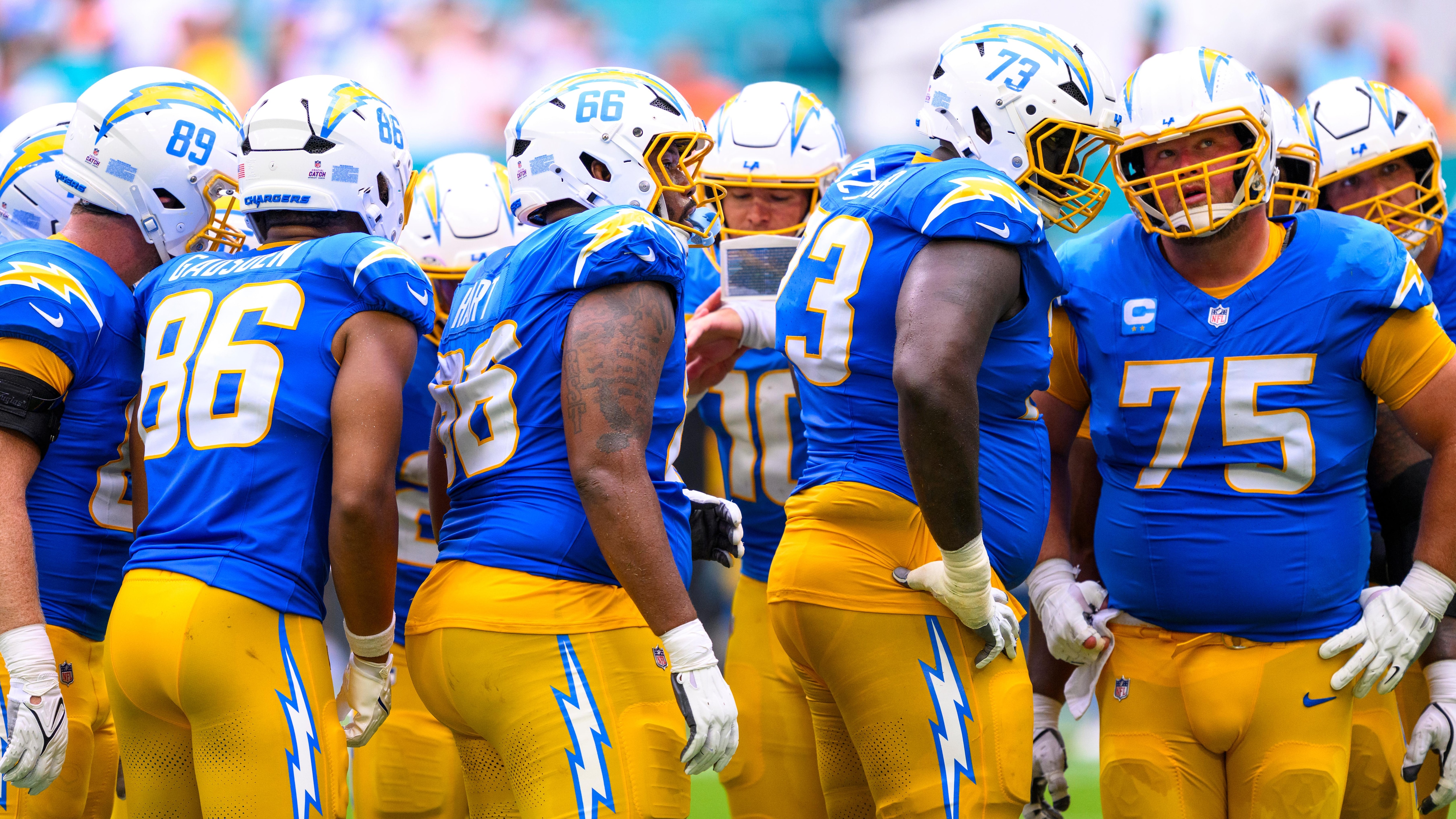 Chargers Dolphins Football