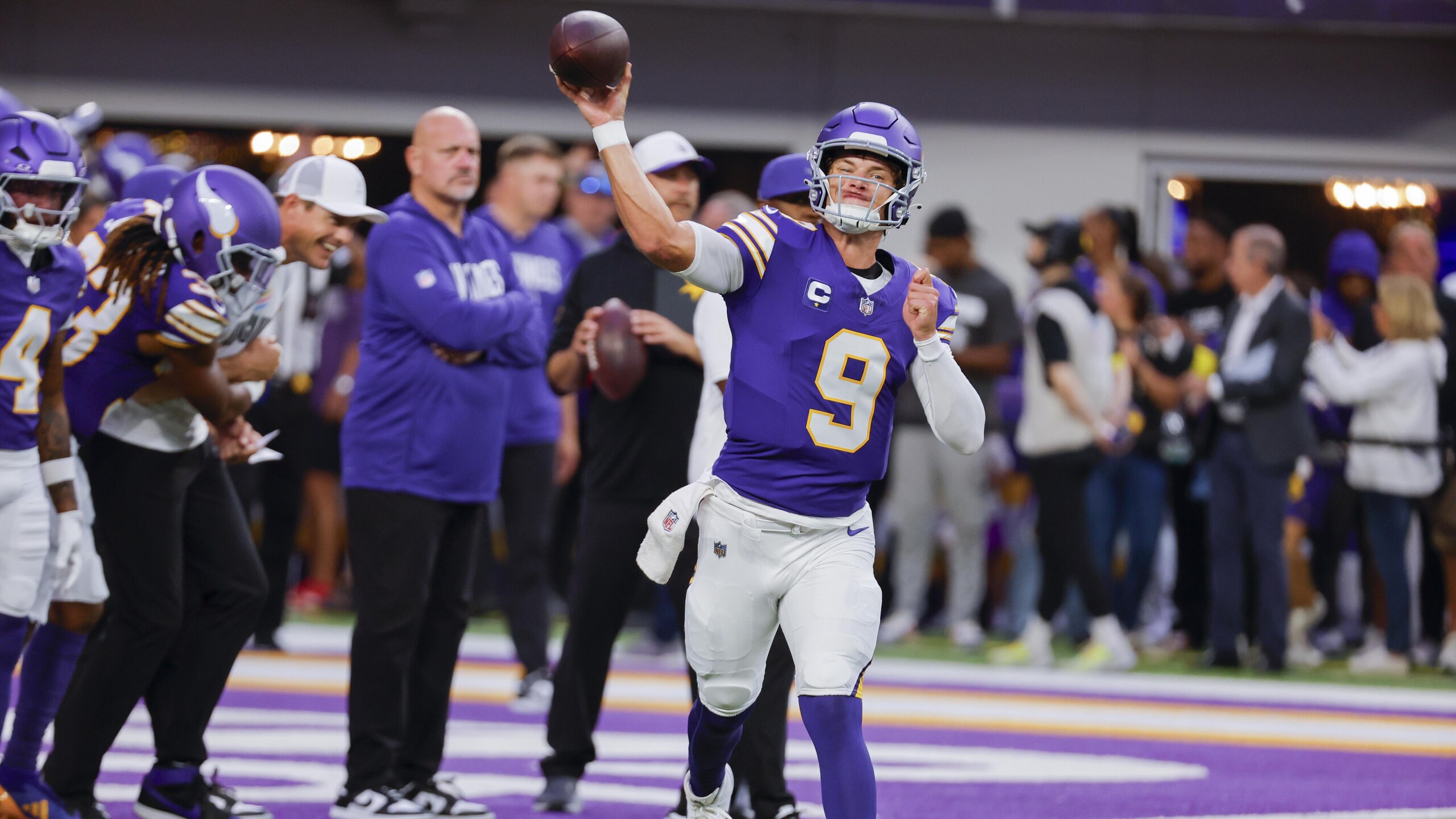 Falcons Vikings Football