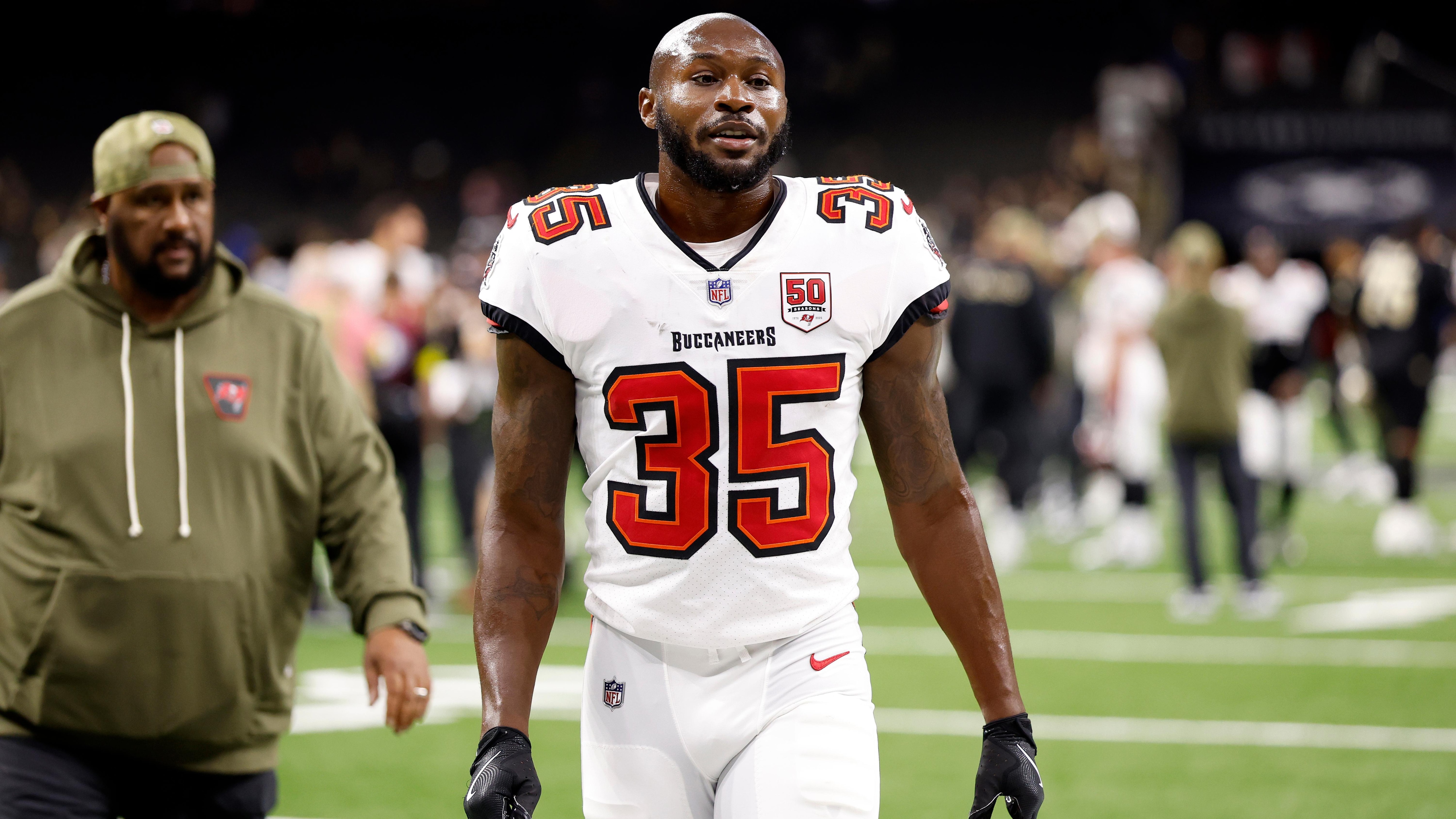 Buccaneers Saints Football