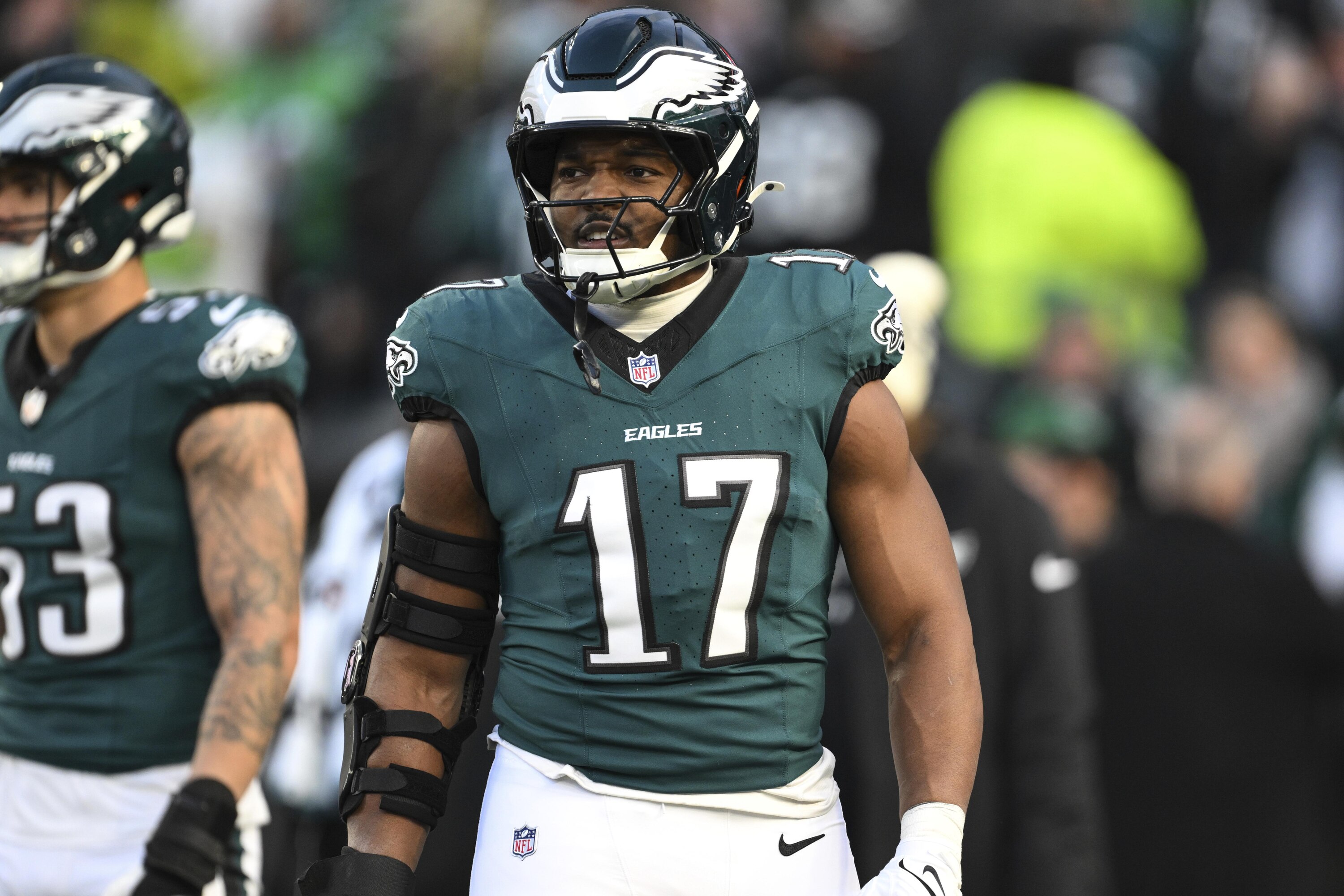 Eagles' Nakobe Dean Using Ballet to Rehab Knee Injury Ahead of 2025 NFL Season