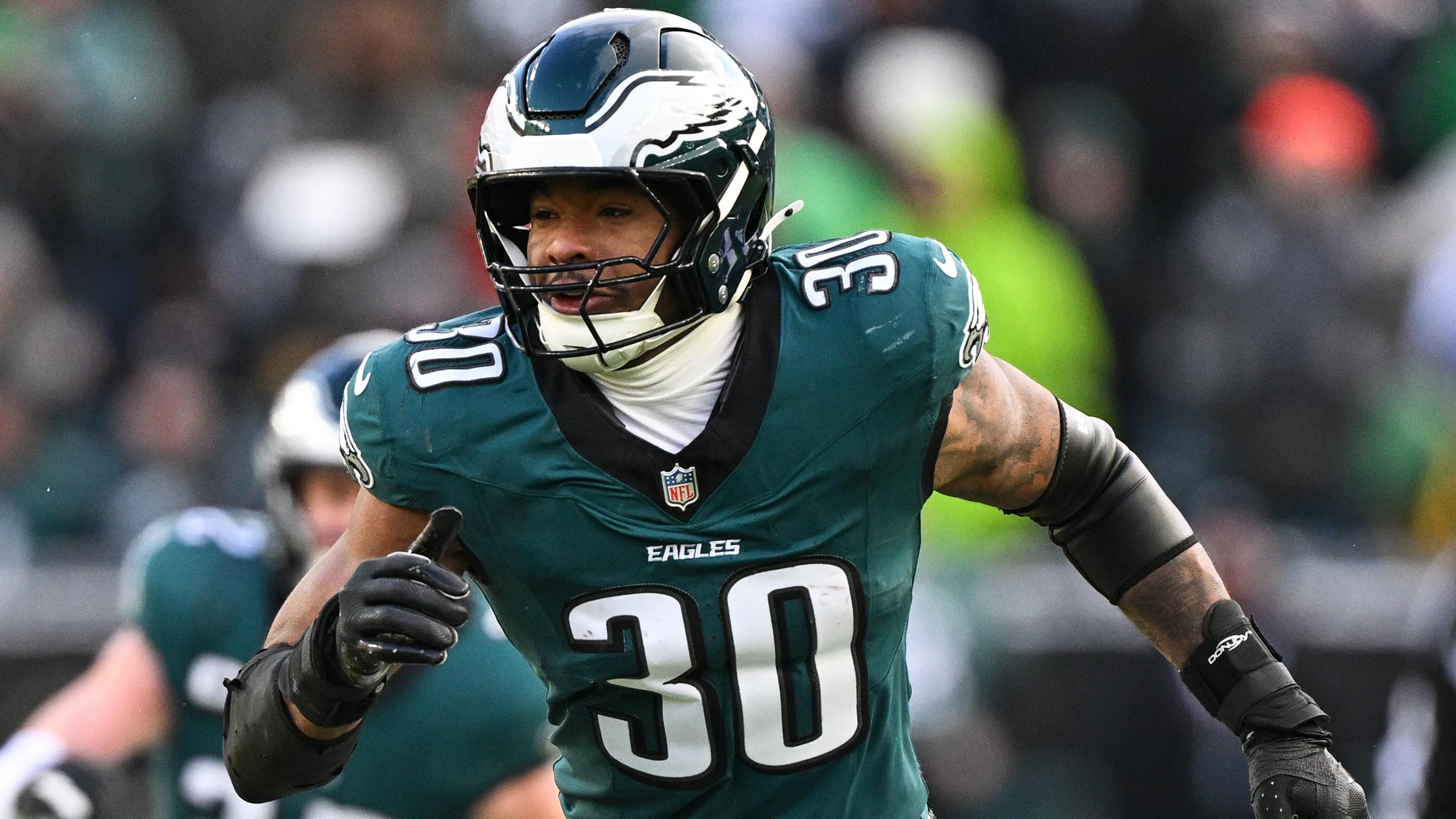 Raiders Eagles Football