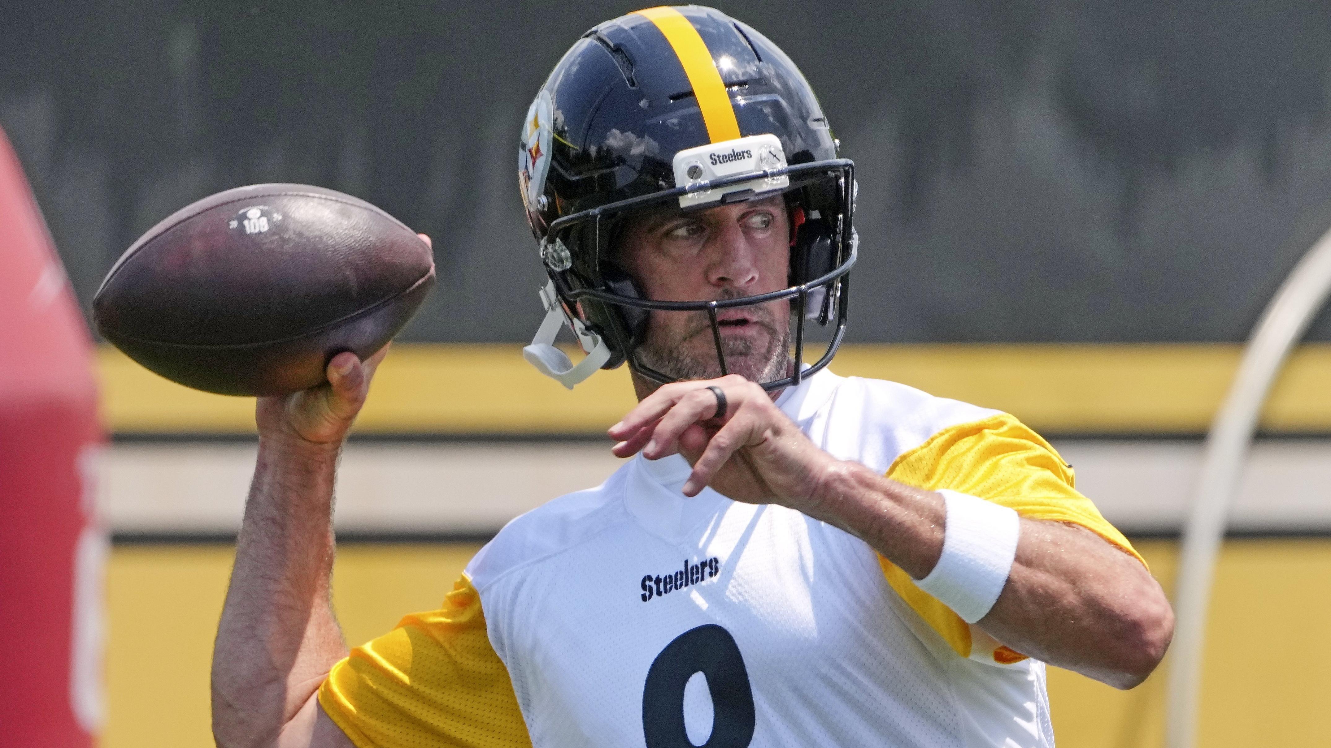 Steelers Rodgers Football