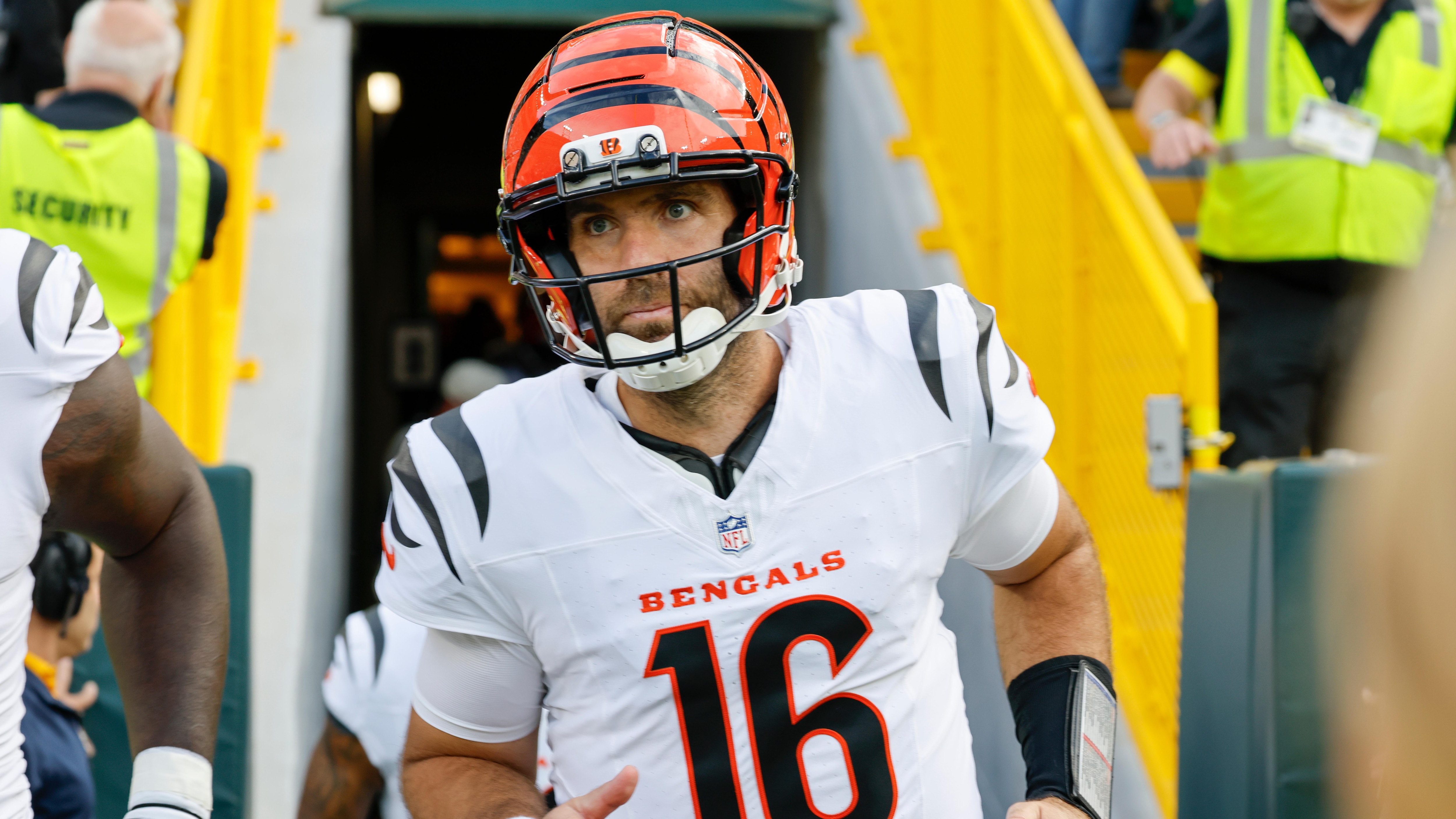 Bengals Packers Football