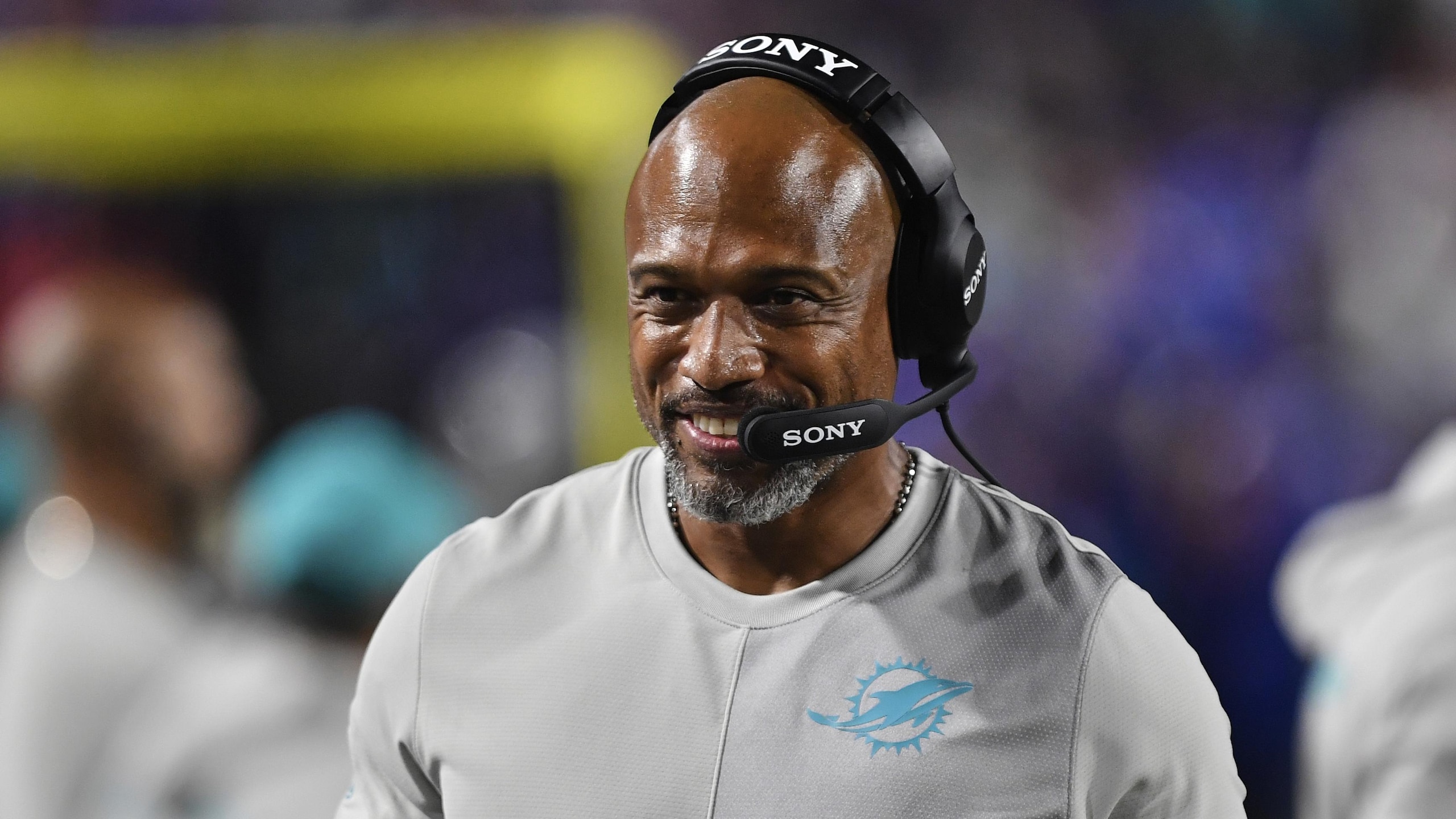 Dolphins Bills Football