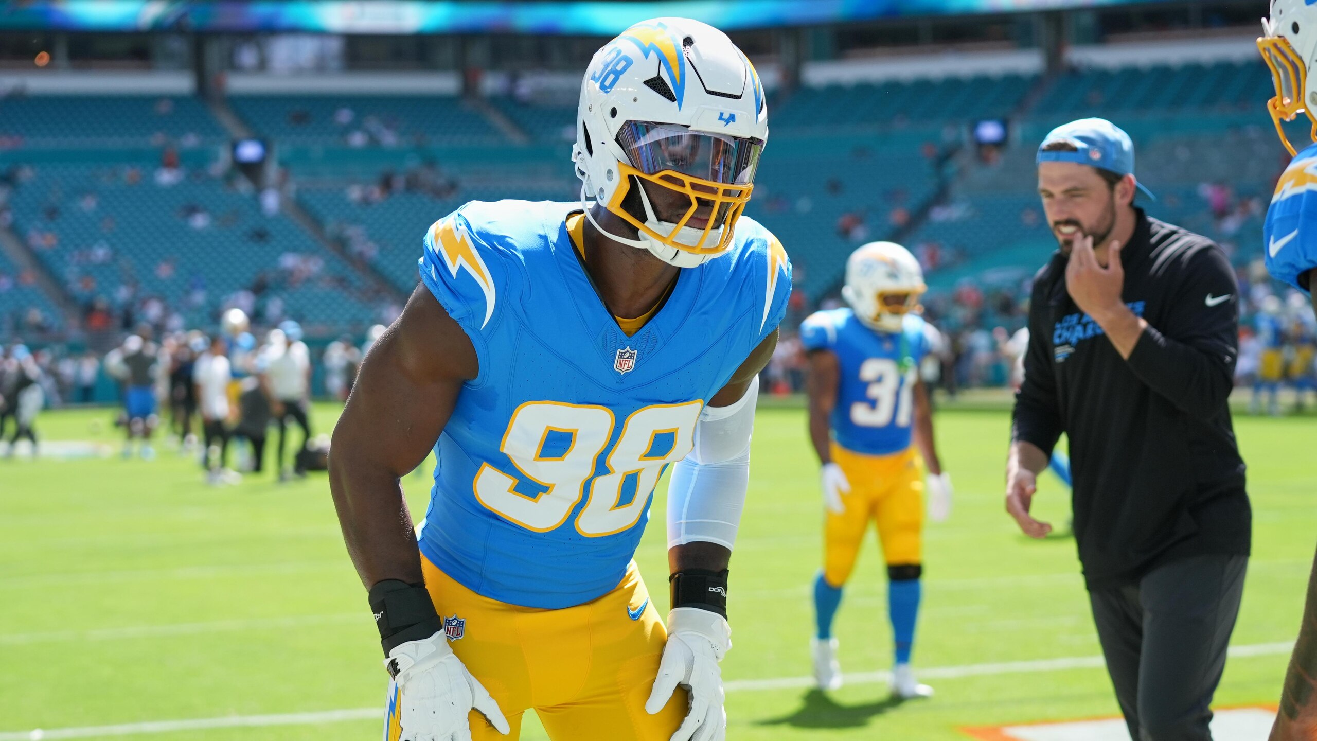 Chargers Dolphins Football