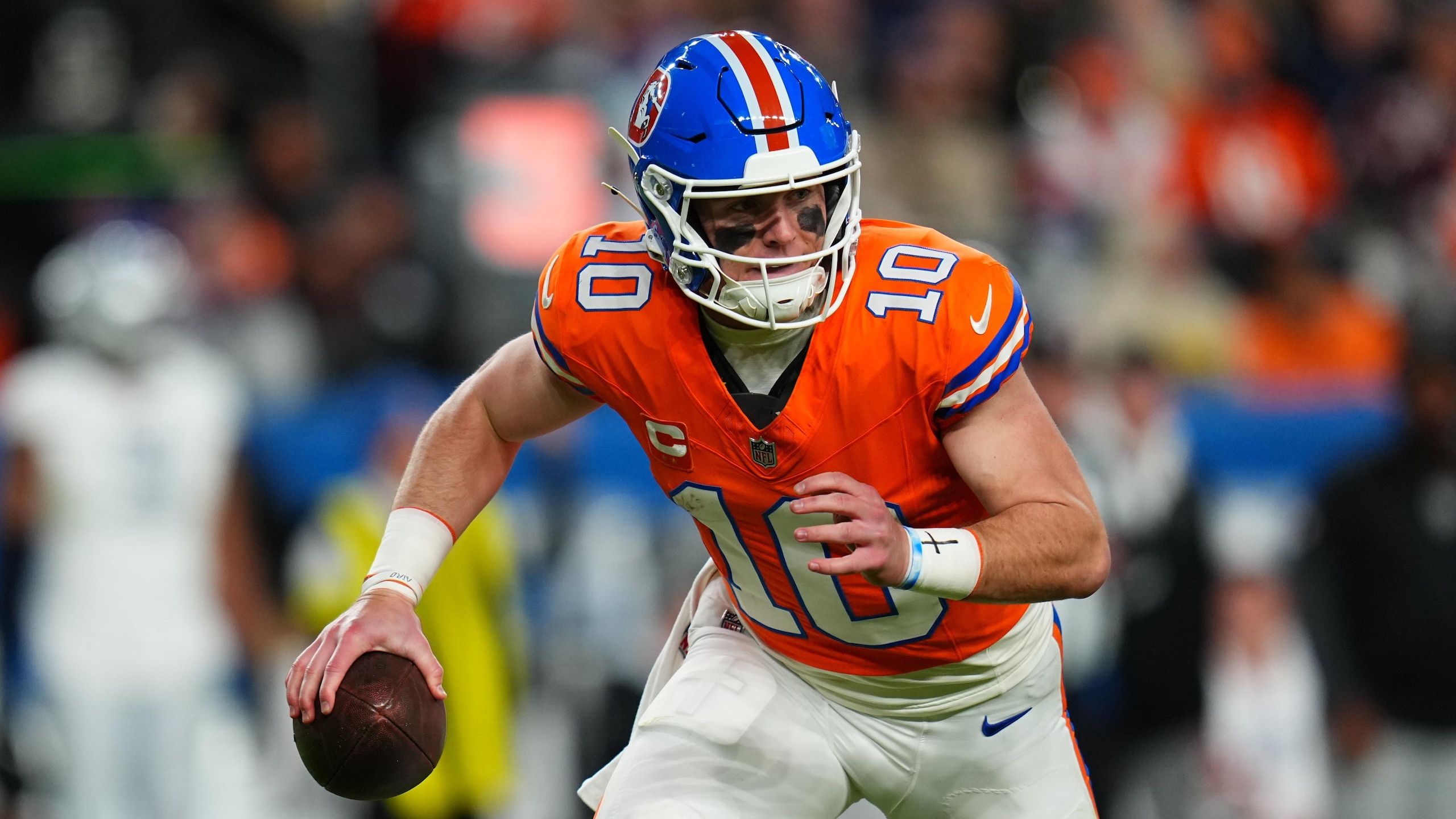 Raiders Broncos Football