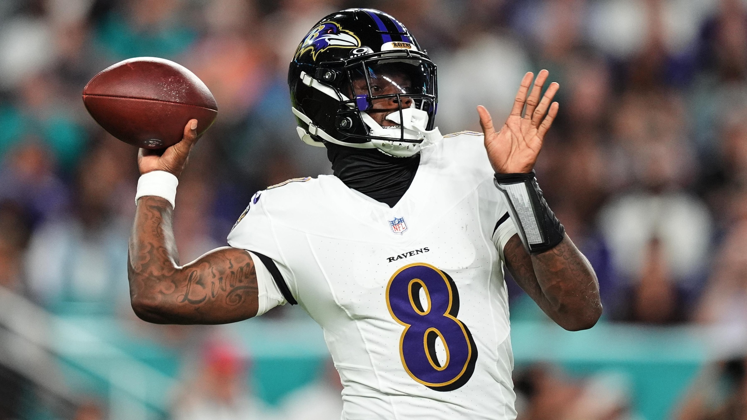 Ravens Dolphins Football