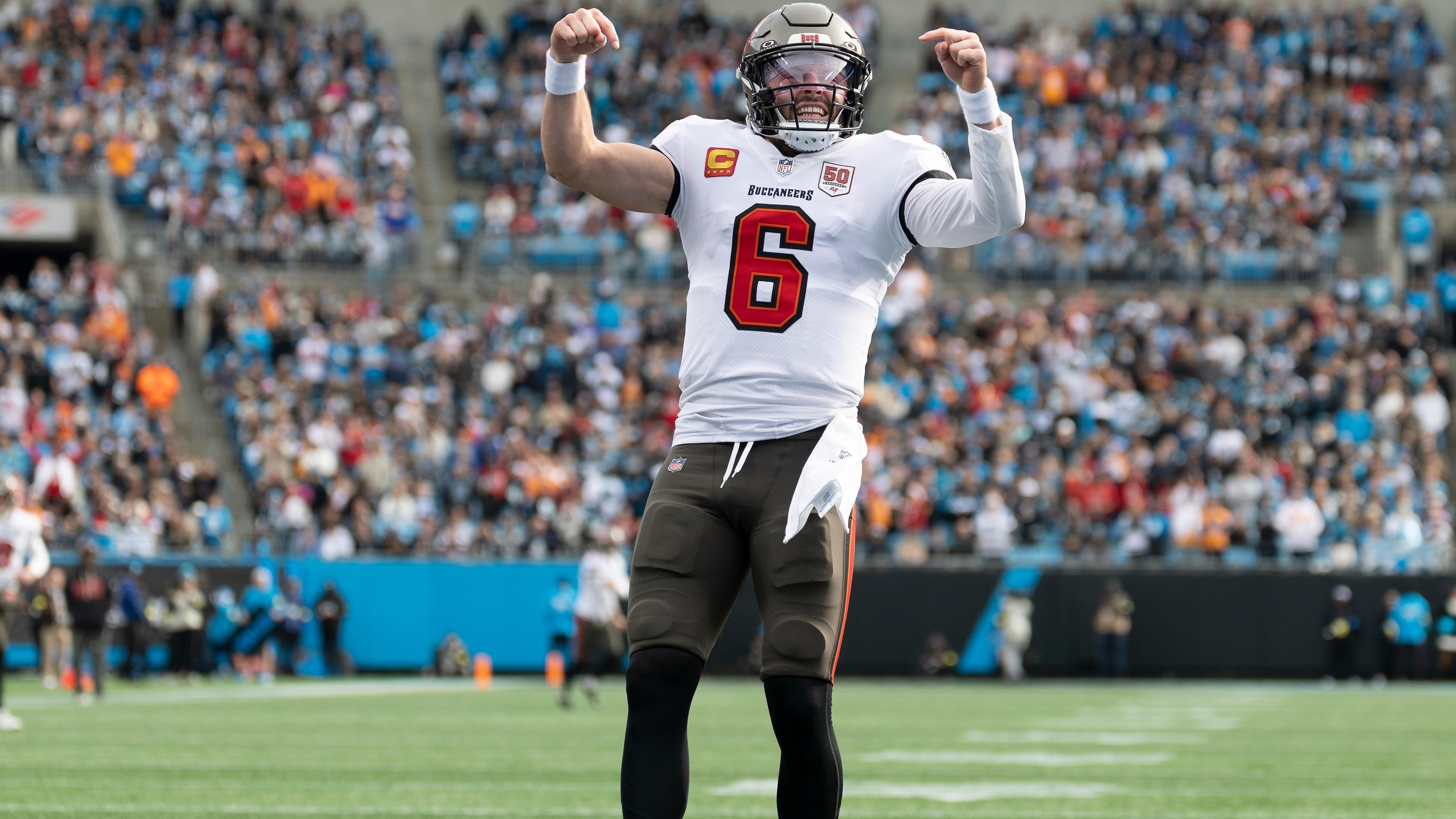 Buccaneers Panthers Football