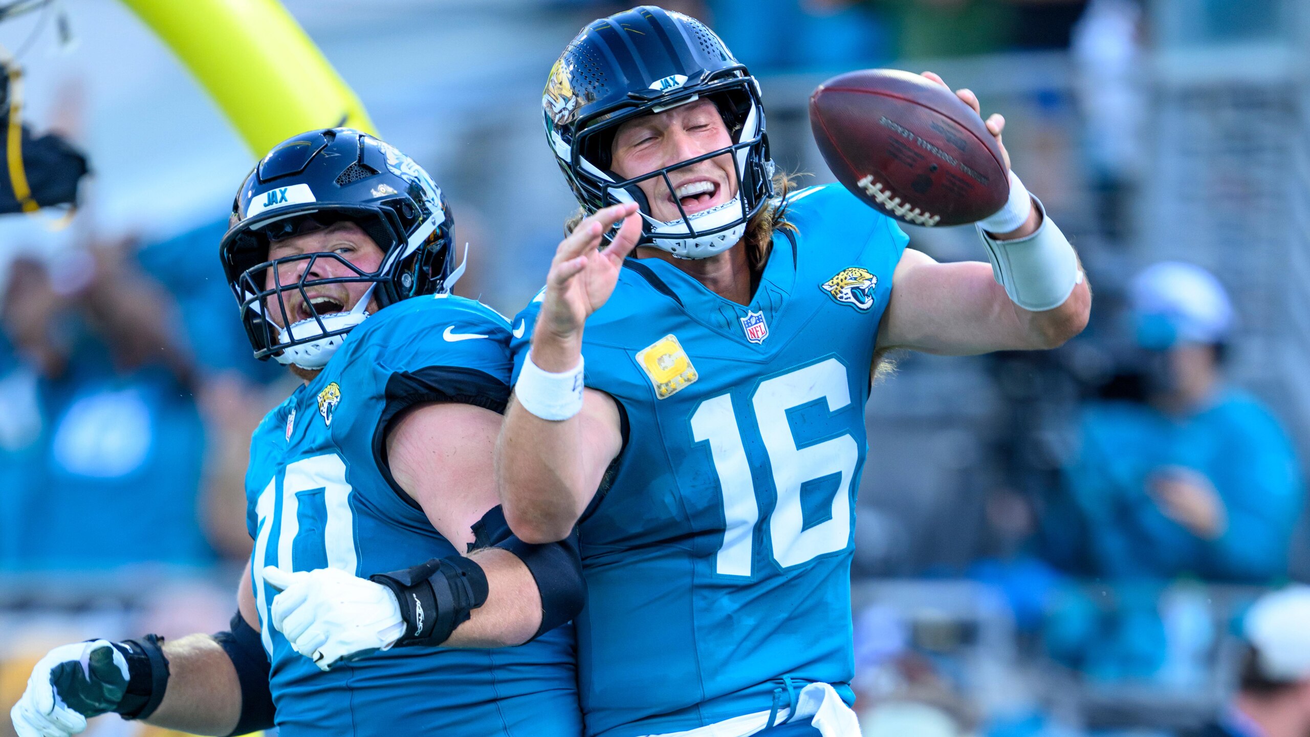 Chargers Jaguars Football