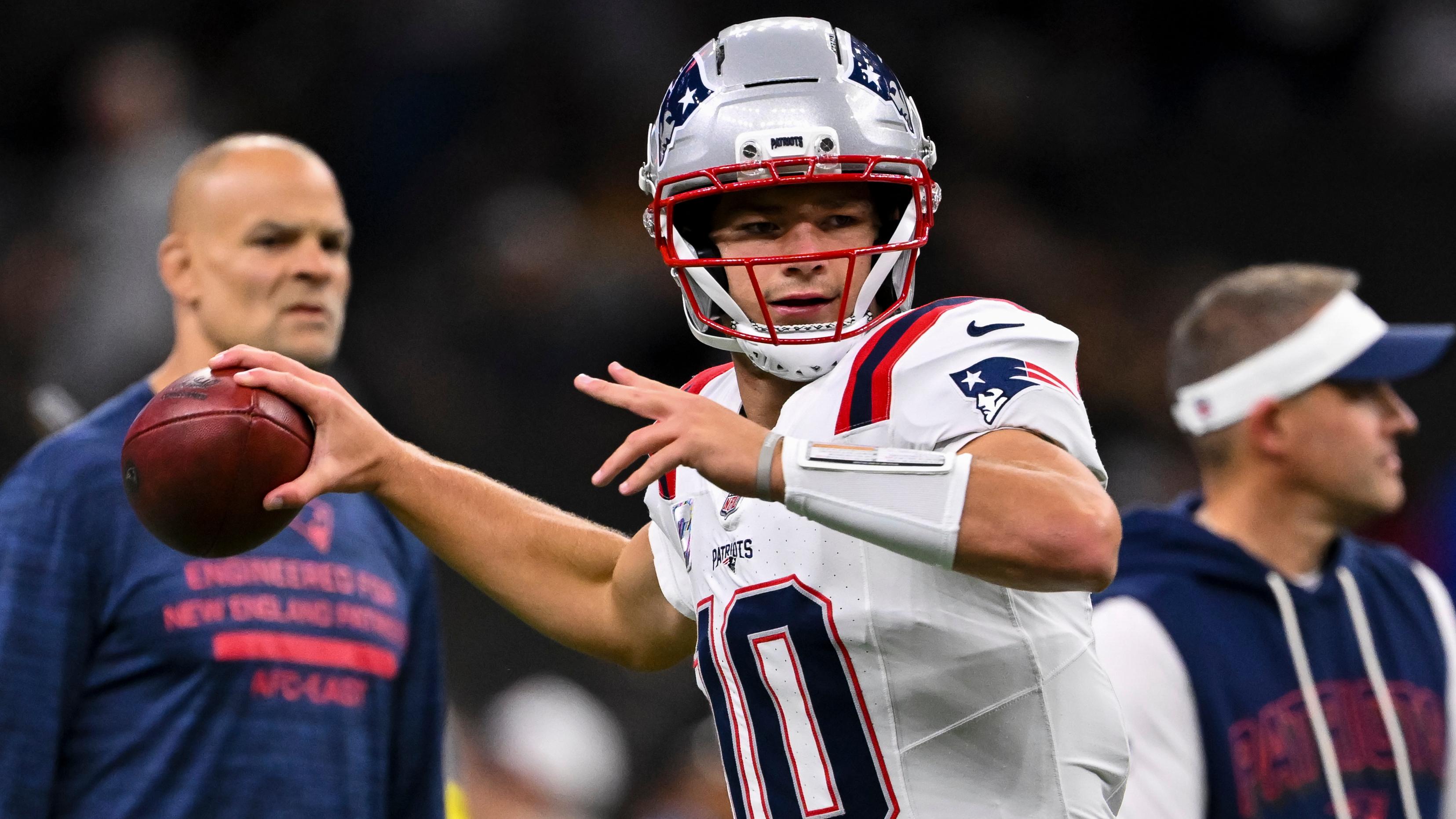 Patriots Saints Football