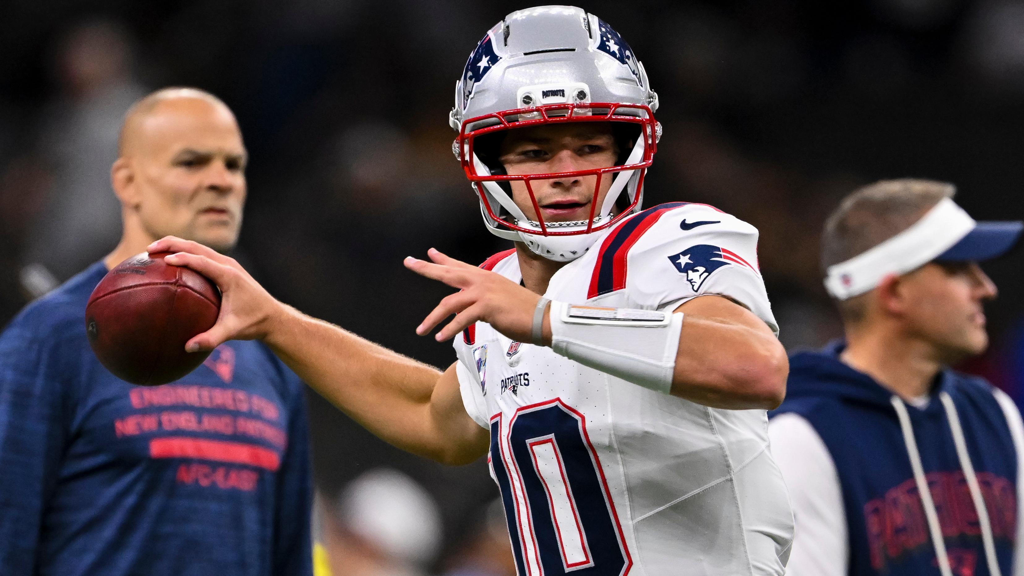 Patriots Saints Football