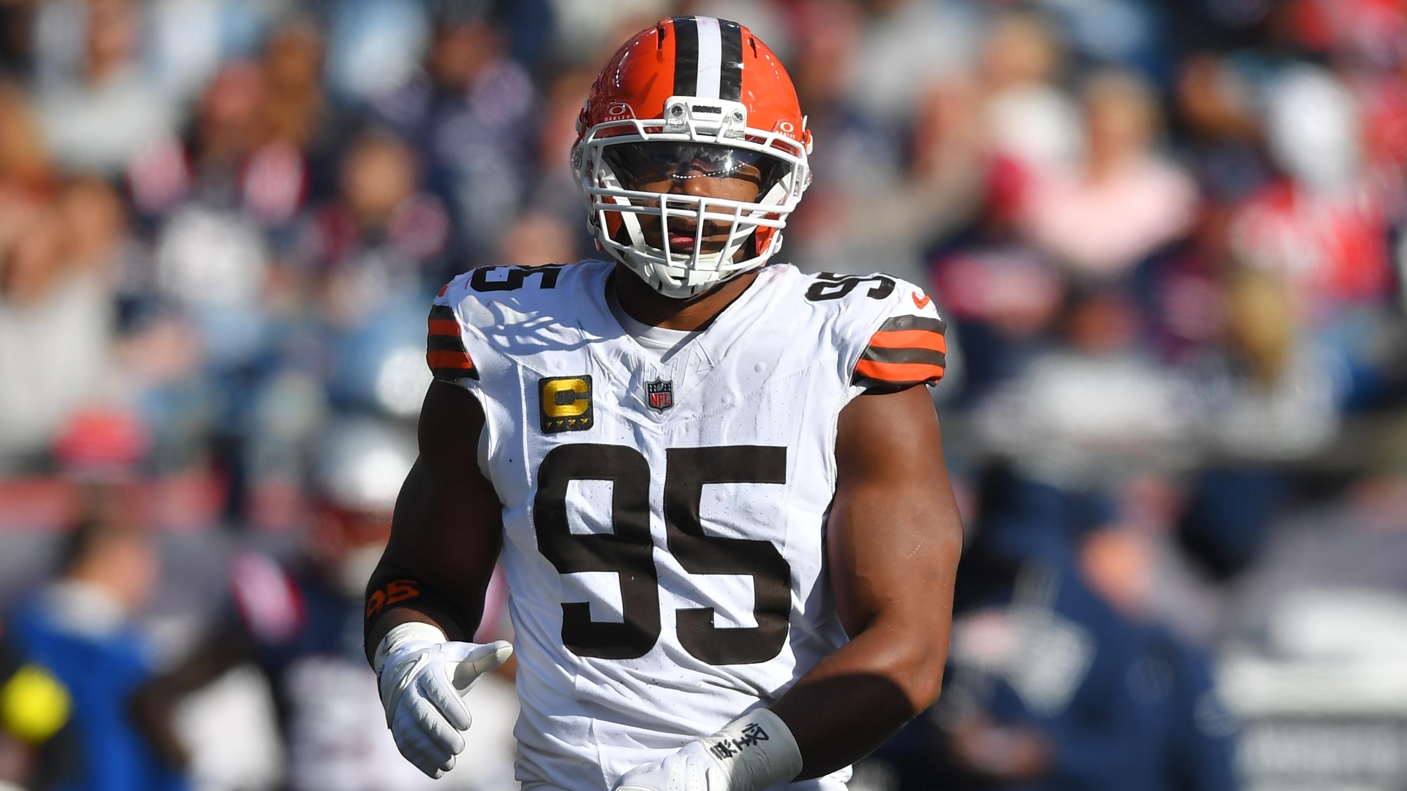 Browns Patriots Football