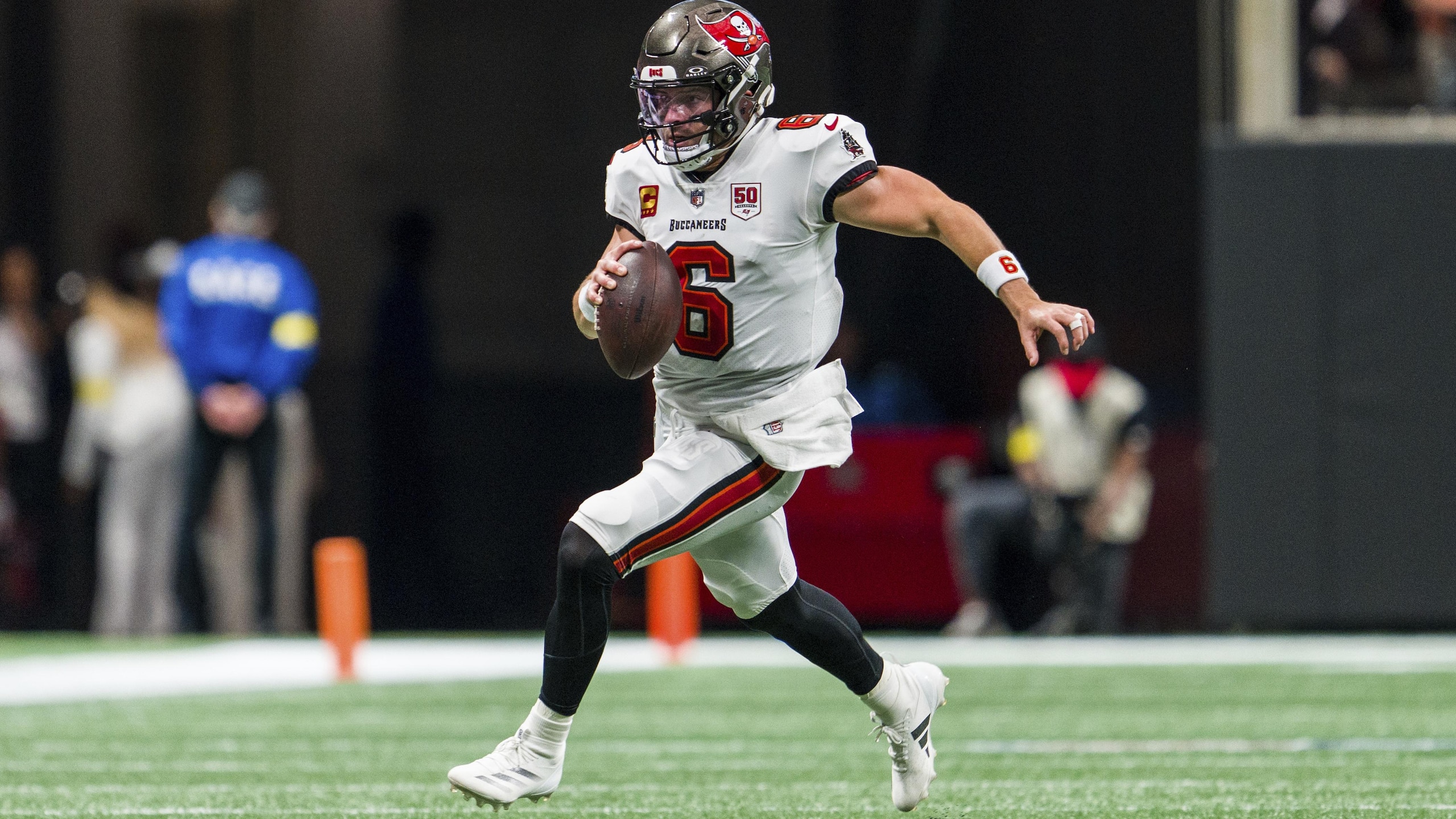 Buccaneers Falcons Football