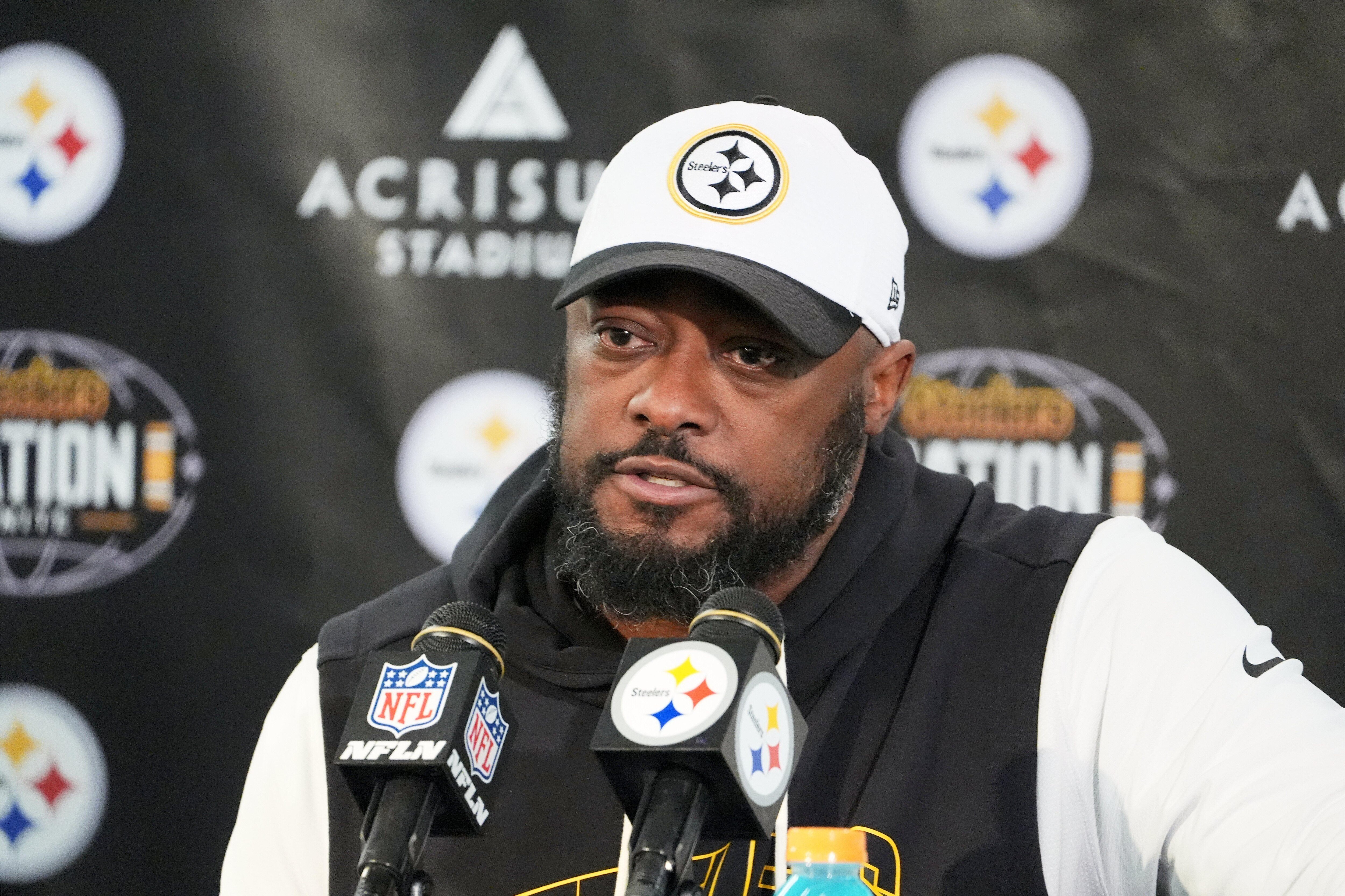 Steelers Tomlin Out Football