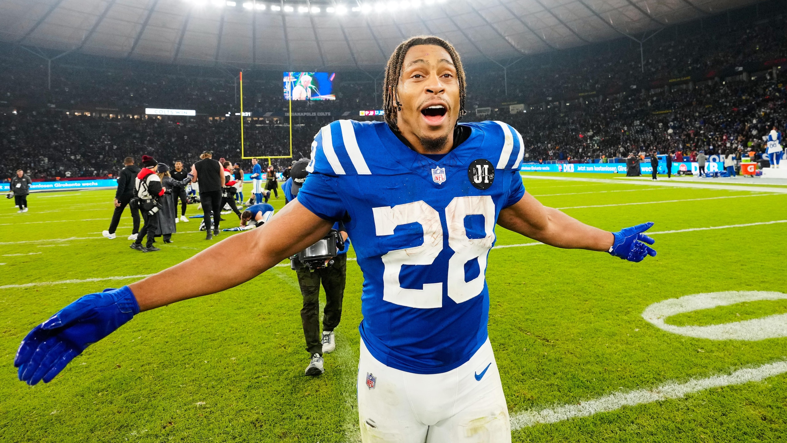 Falcons Colts Football