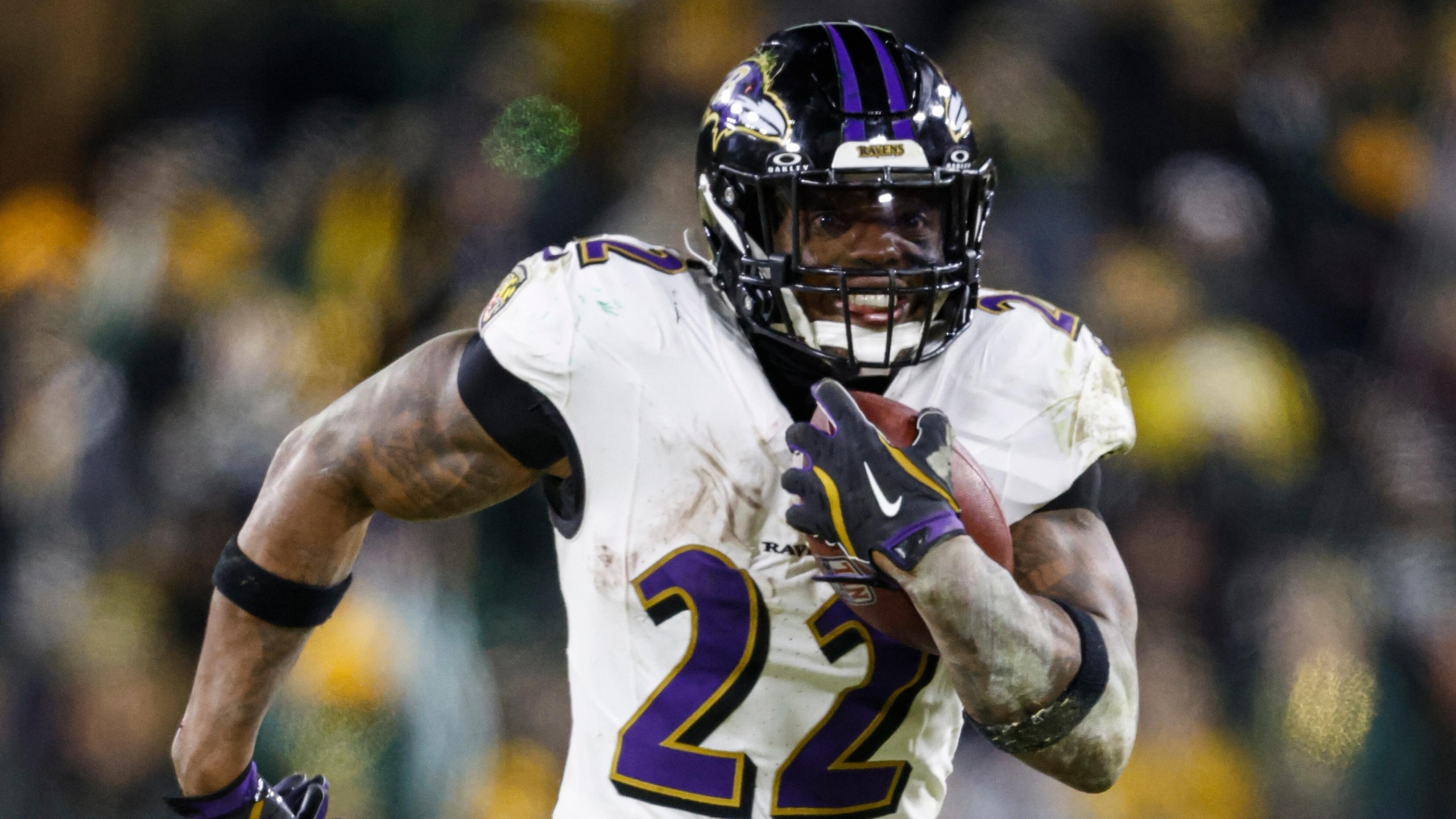 Ravens Packers Football