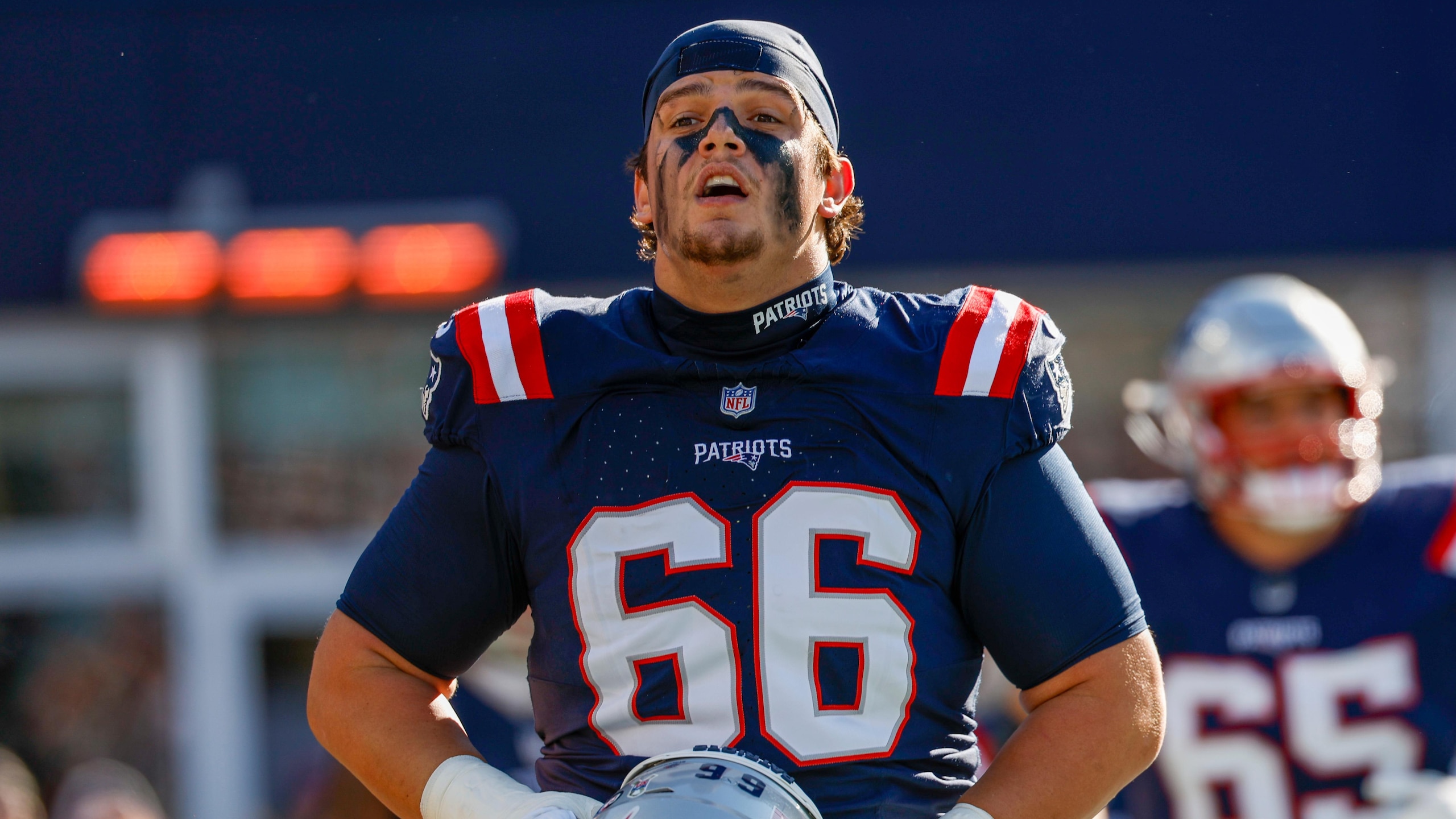 Falcons Patriots Football