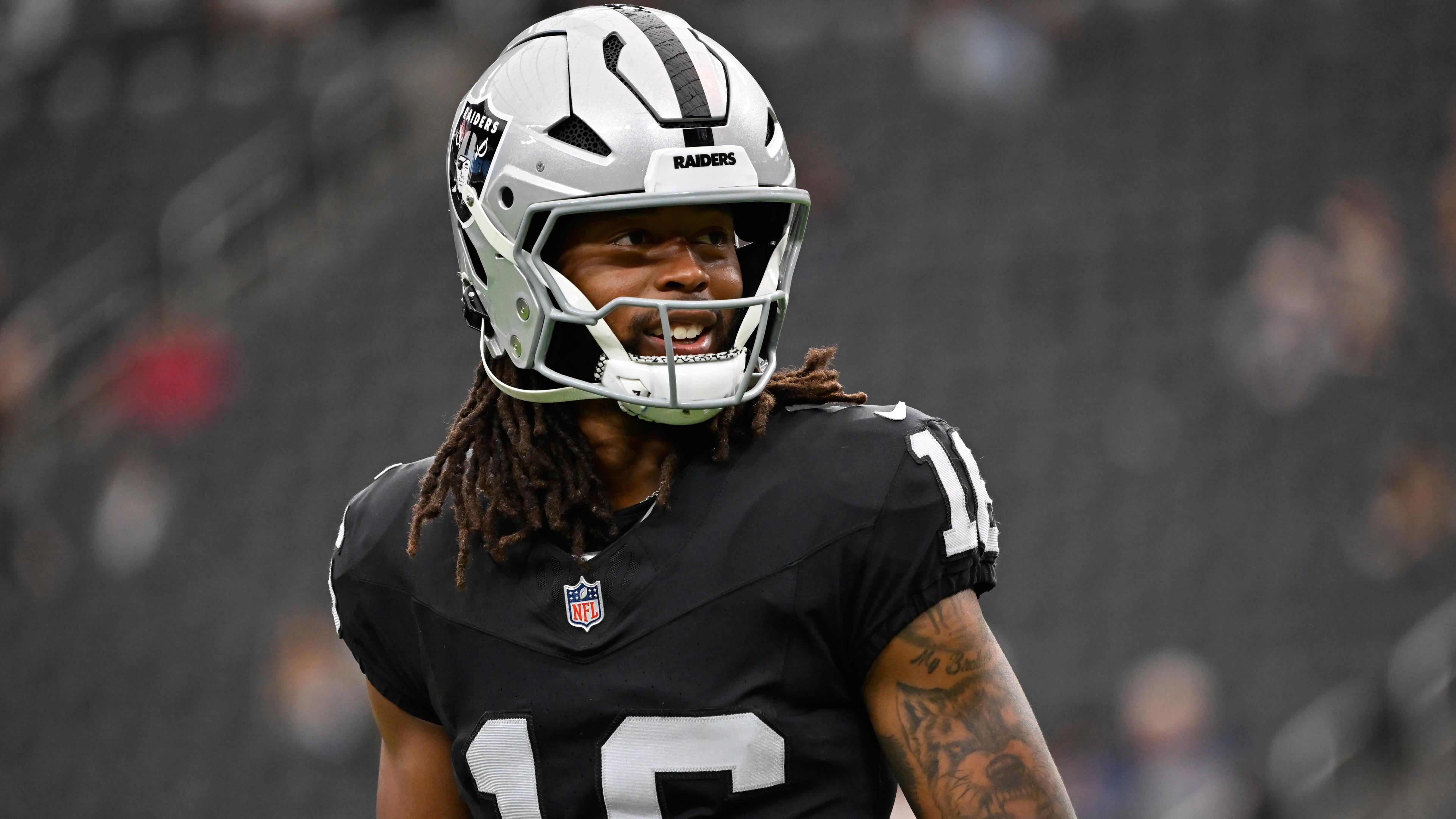 Titans Raiders Football