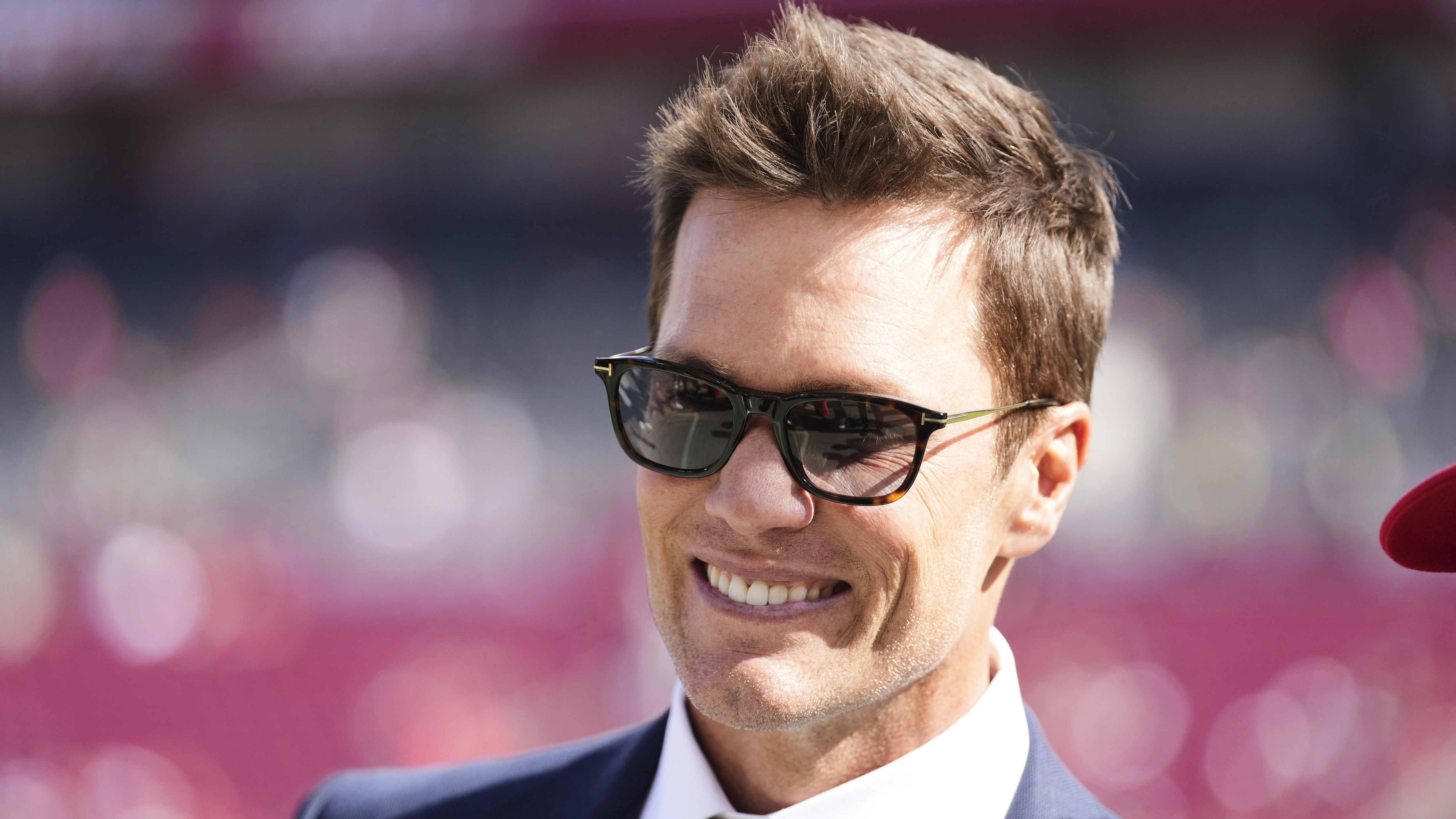 Tom Brady Reportedly Expected to Call Cowboys vs. Bears on Fox’s NFL Week 3 Broadcast