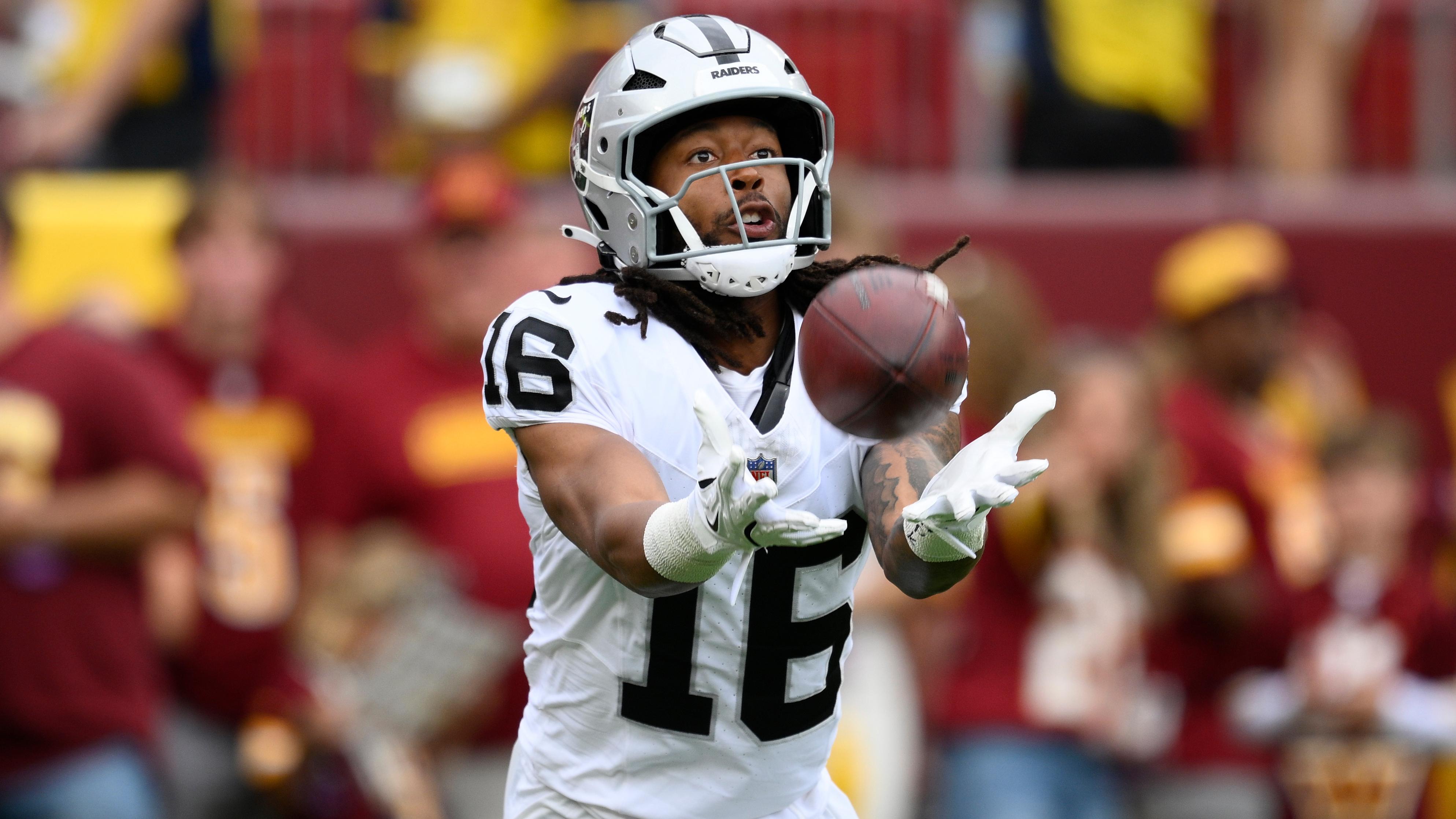 Raiders Commanders Football