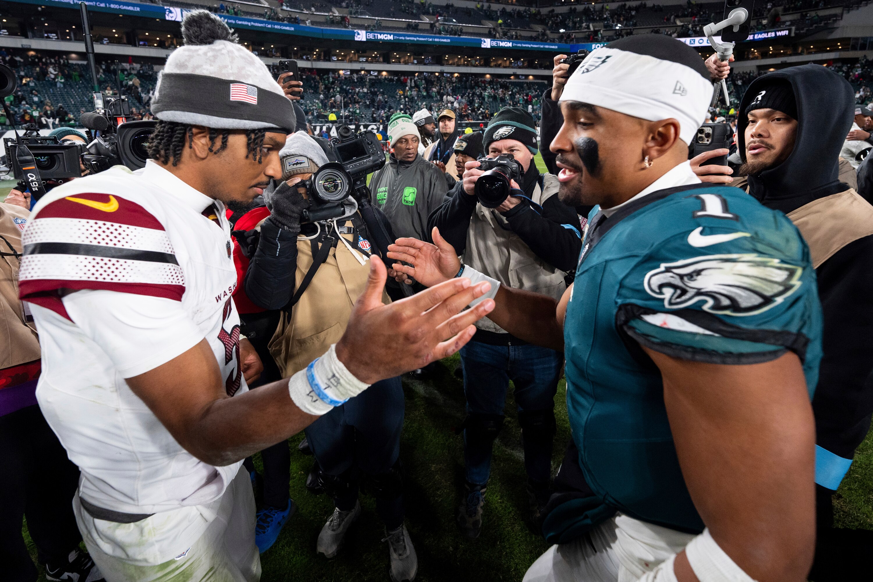 Eagles vs. Commanders, Packers vs. Bears Set for Week 16 on Fox in 2025 NFL Schedule