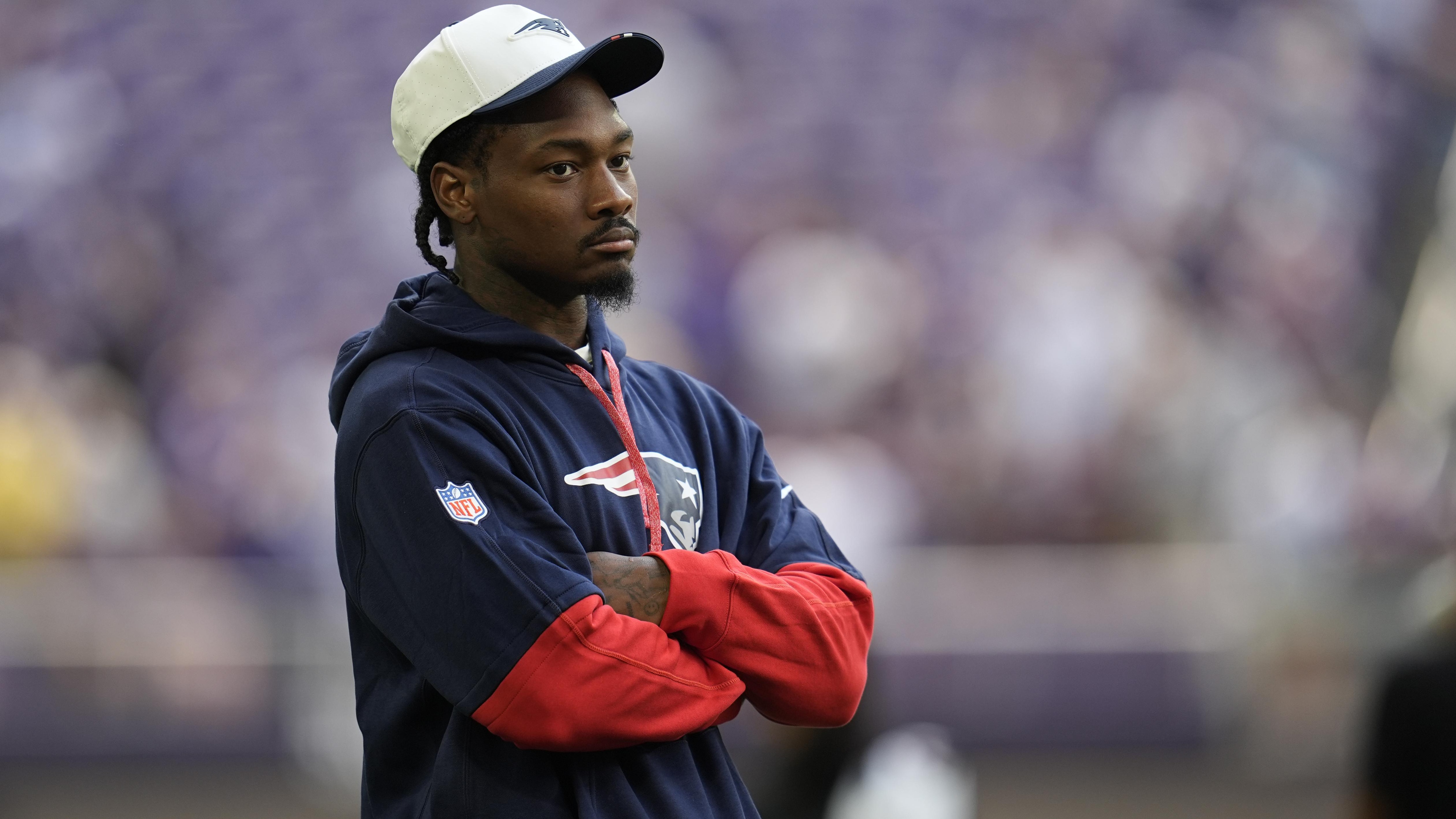 Cardi B Details How Boyfriend Stefon Diggs Has ‘Inspirational’ NFL Work Ethic