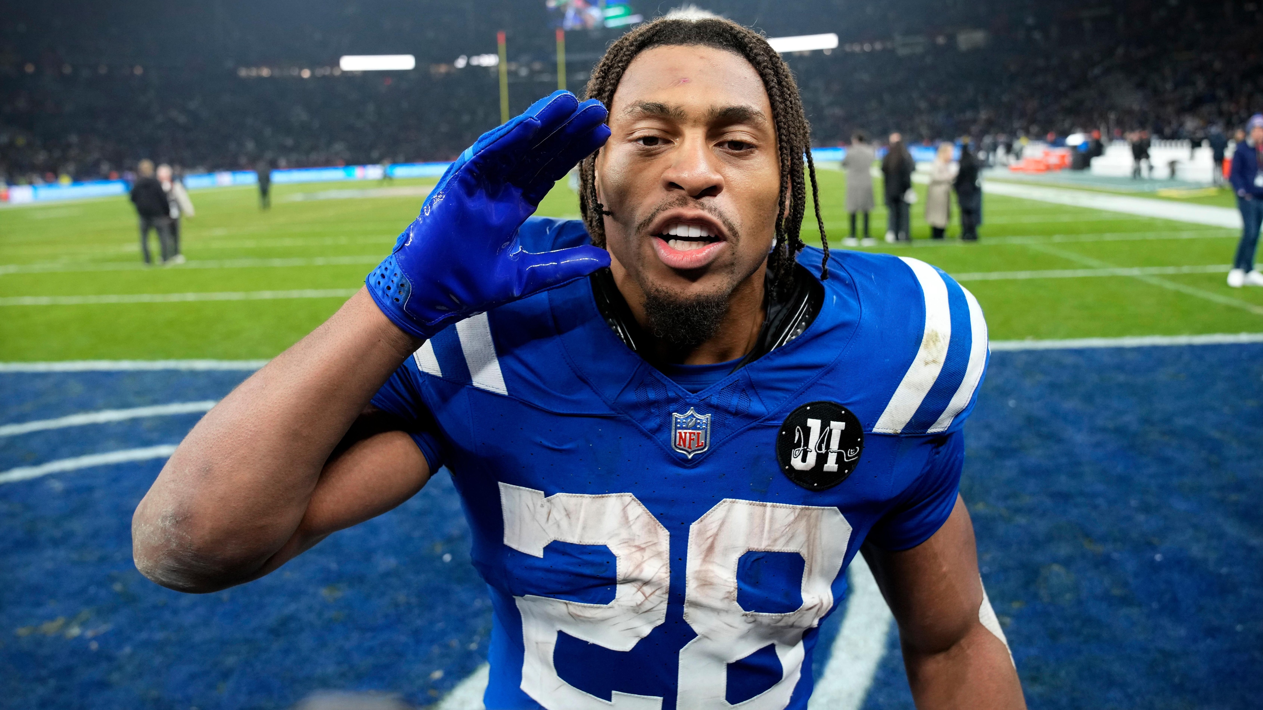 Falcons Colts Football