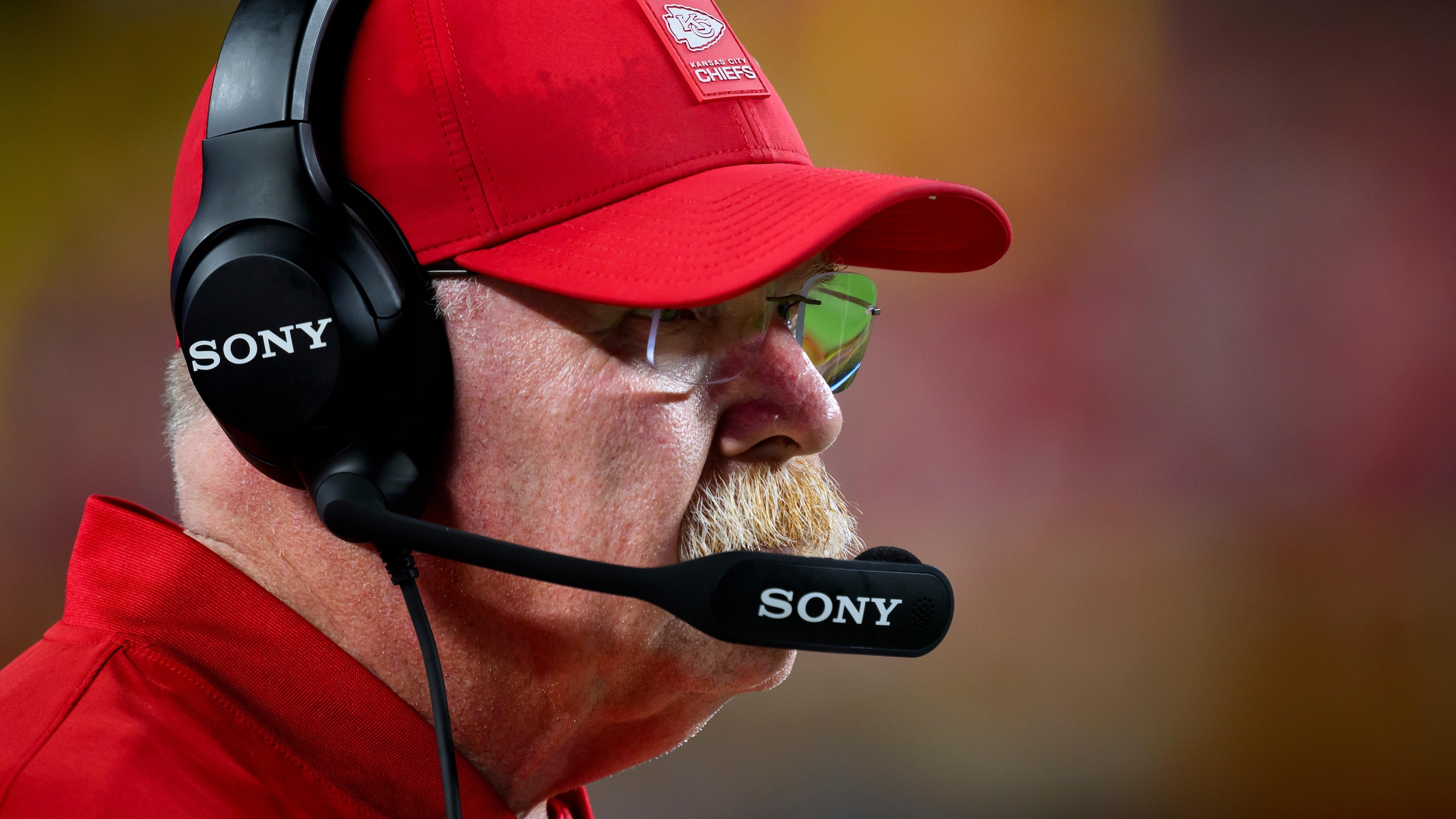 Broncos Chiefs Football