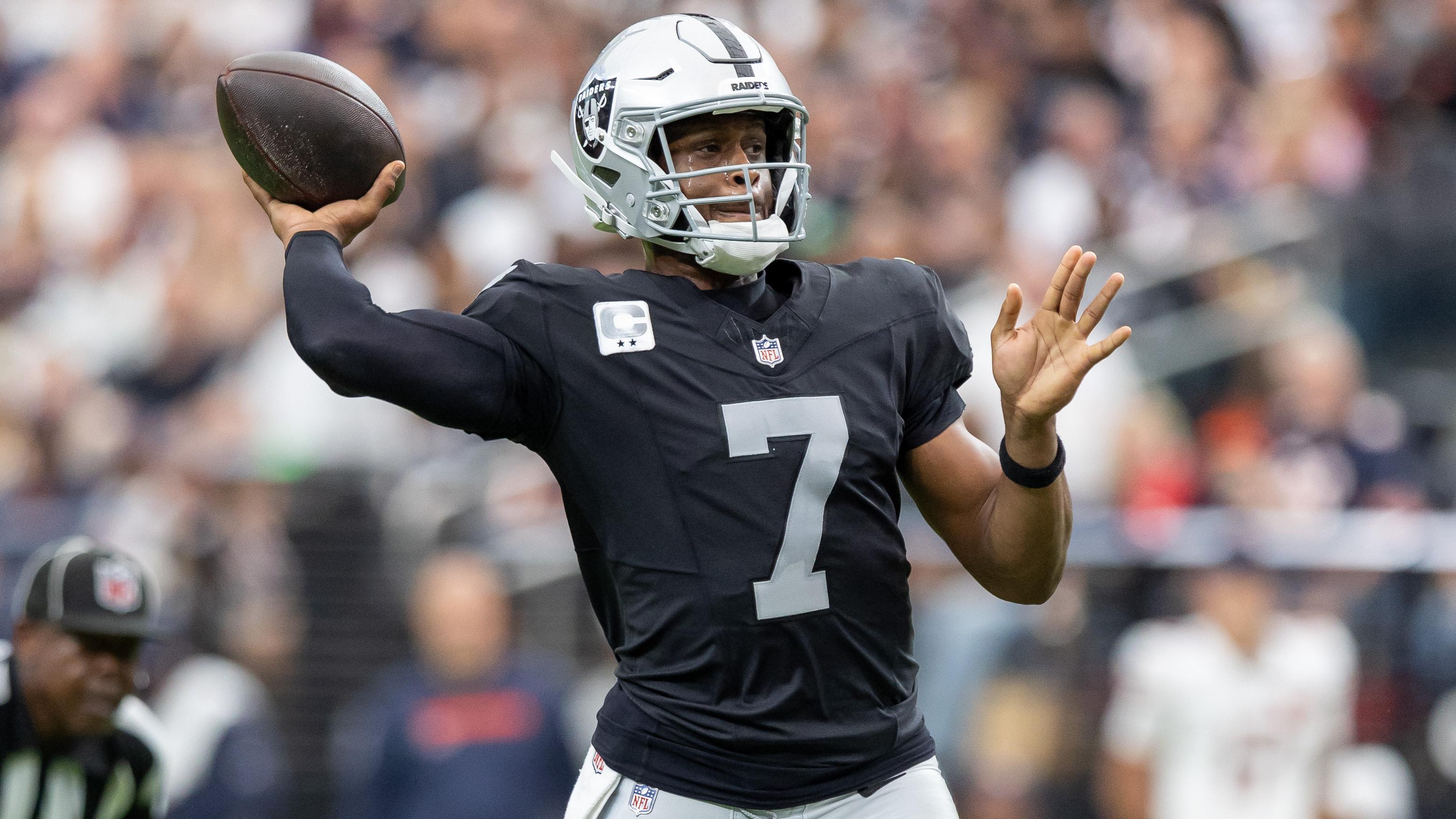 Chargers Raiders Football