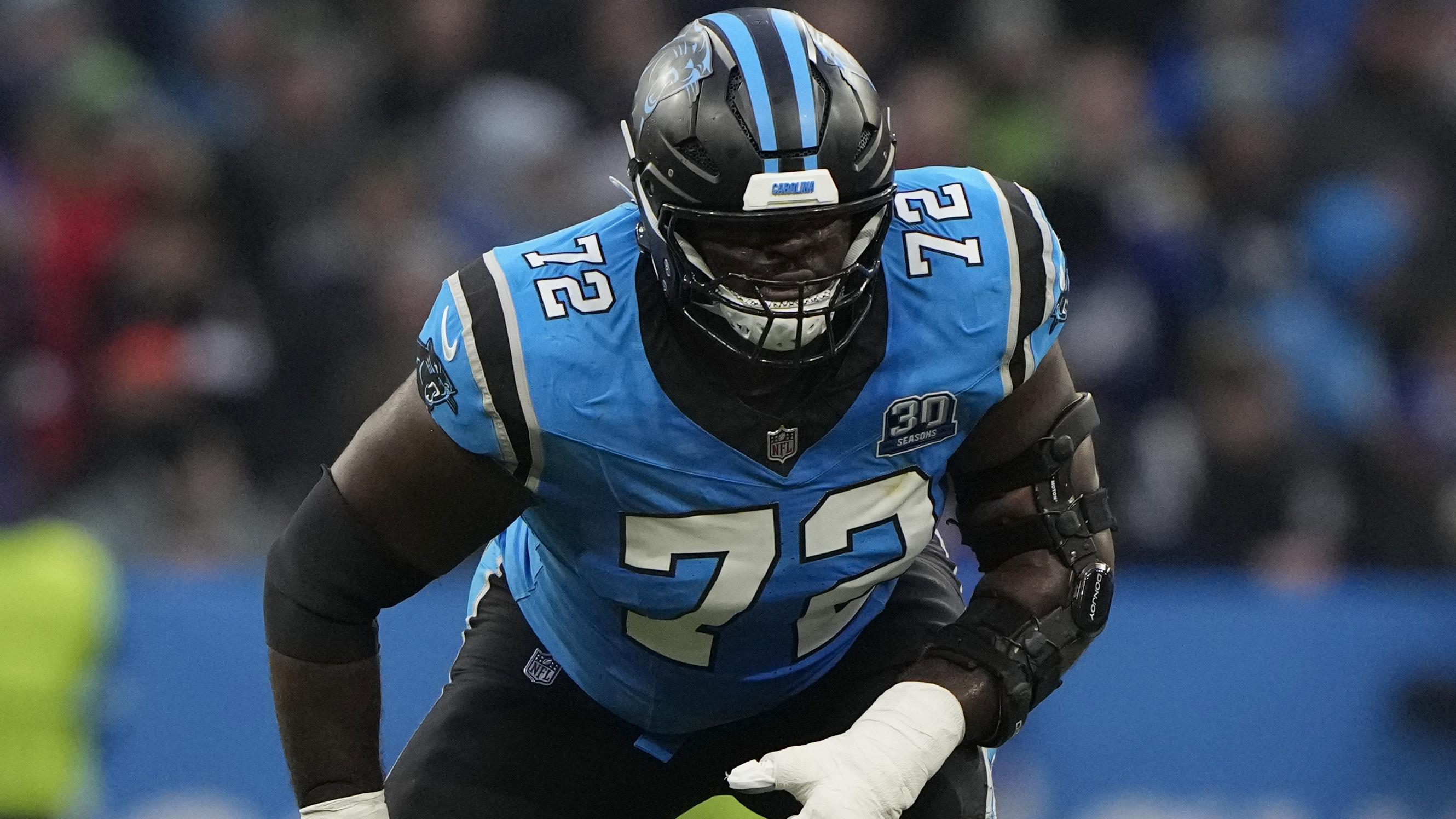 Taylor Moton, Panthers Agree to 2-Year, $44M Contract with $40M Guaranteed