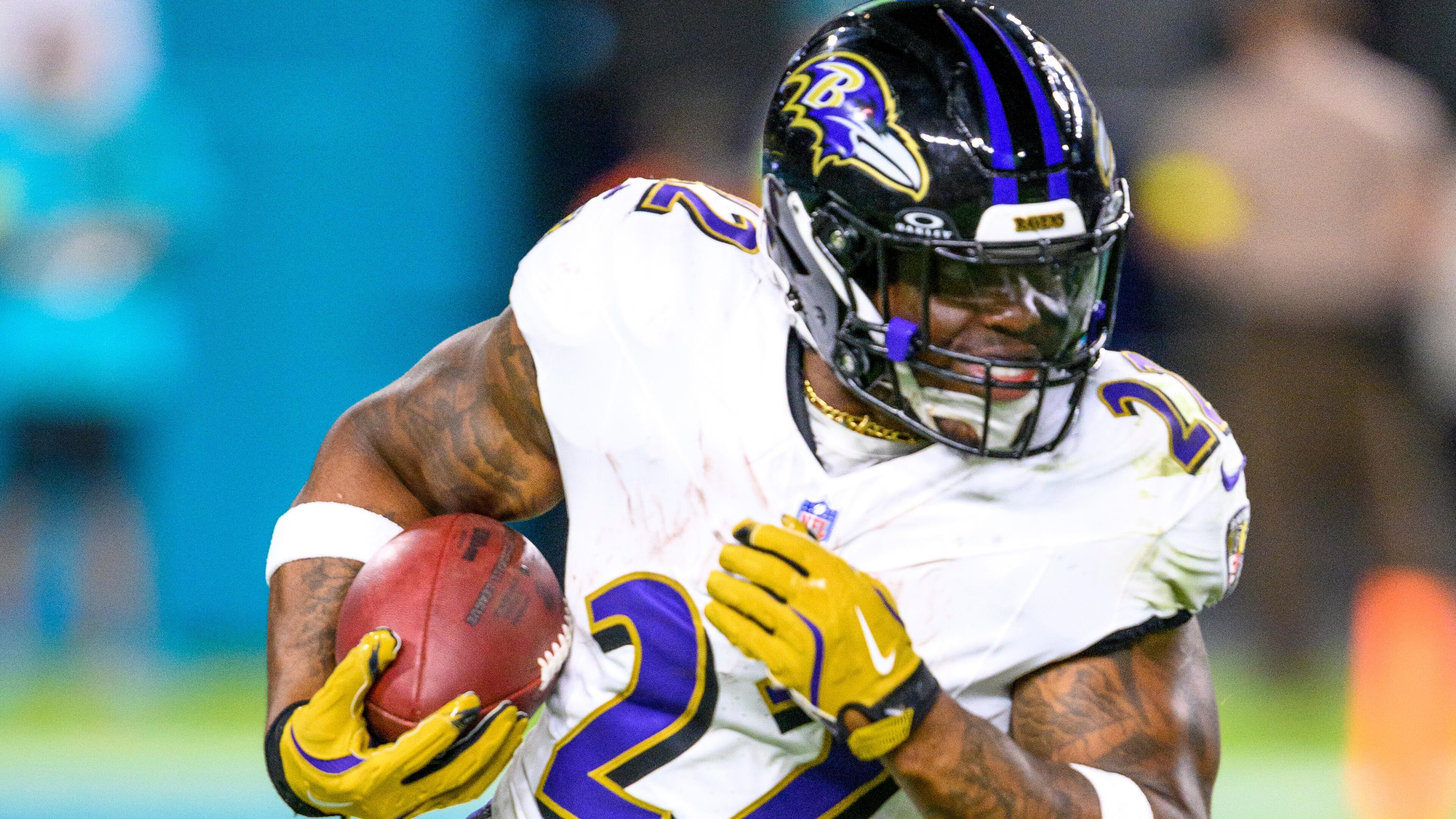 Ravens Dolphins Football