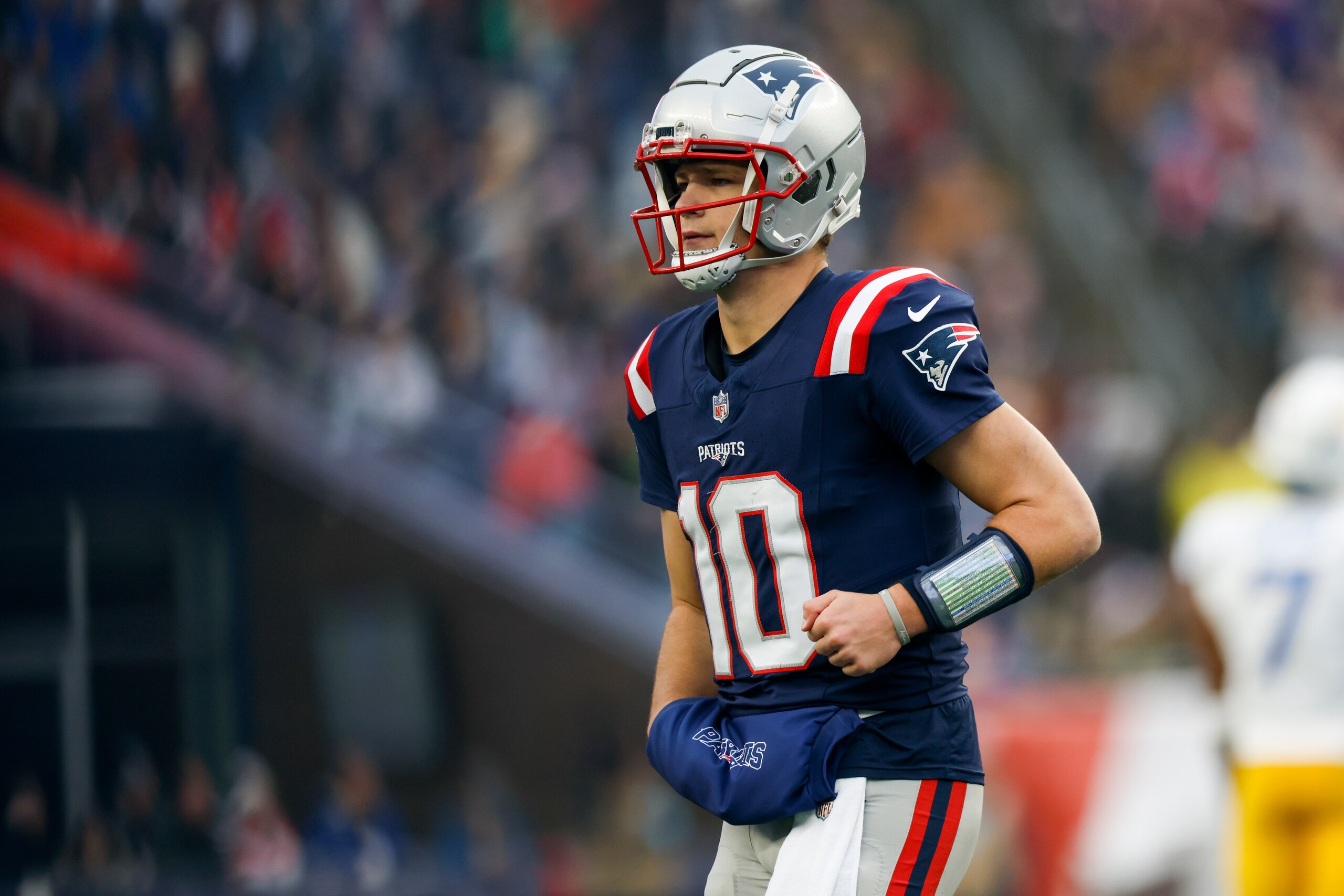 Chargers Patriots Football