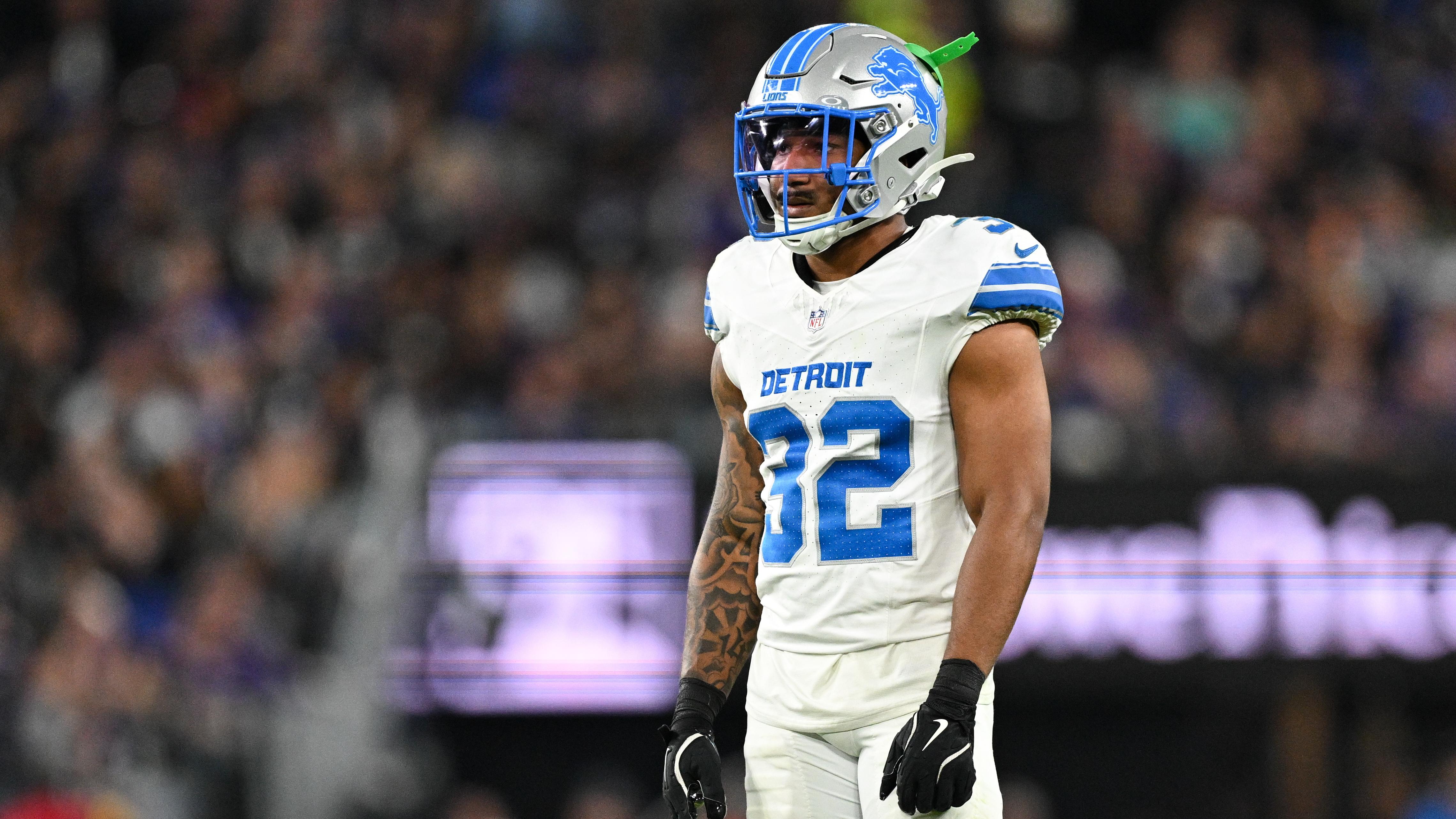 Brian Branch Appears to Slap JuJu Smith-Schuster as Chiefs, Lions Scuffle Postgame