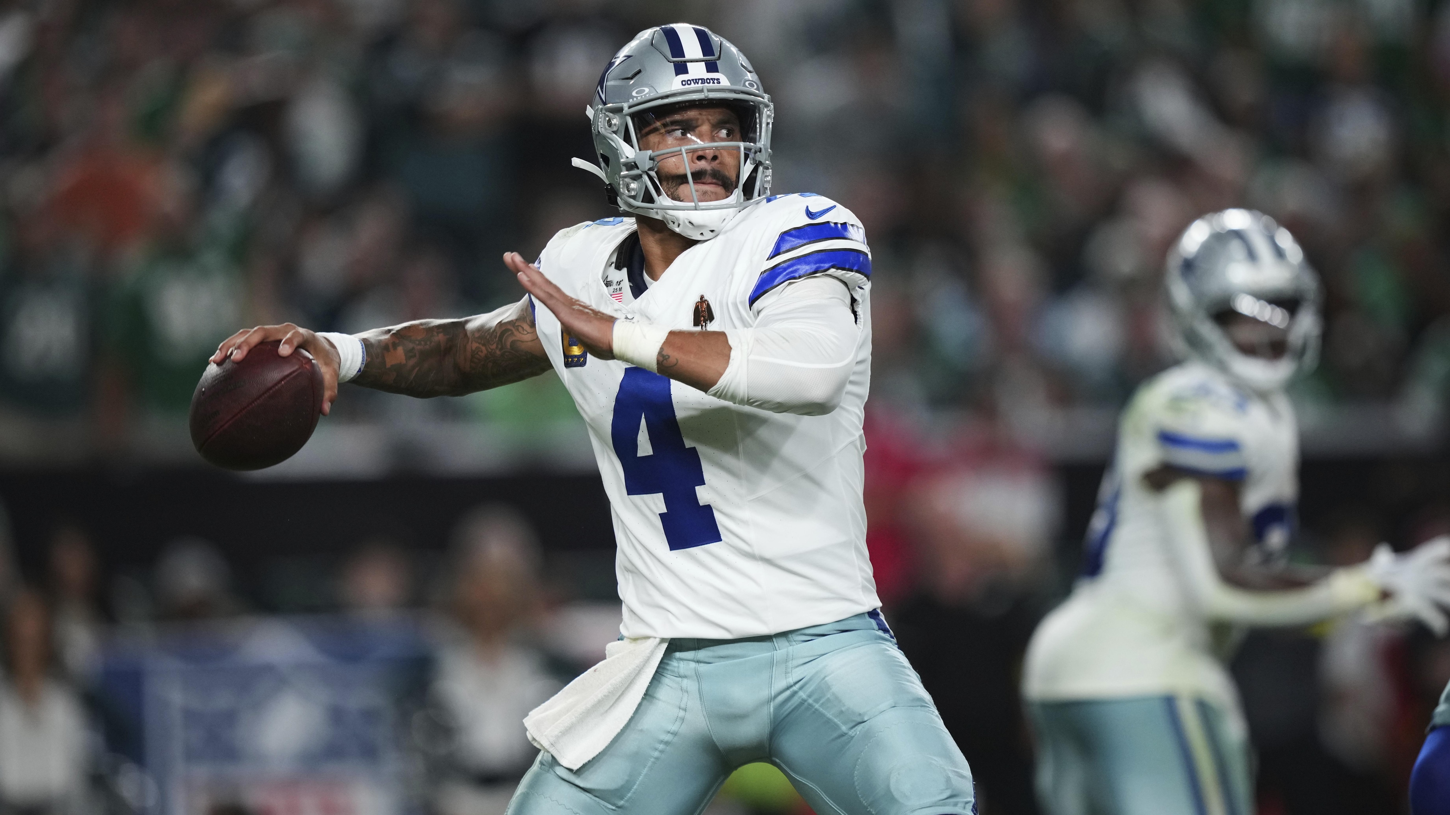 Jerry Jones ‘Proud’ of Dak Prescott, Cowboys for Performance in Loss to Eagles