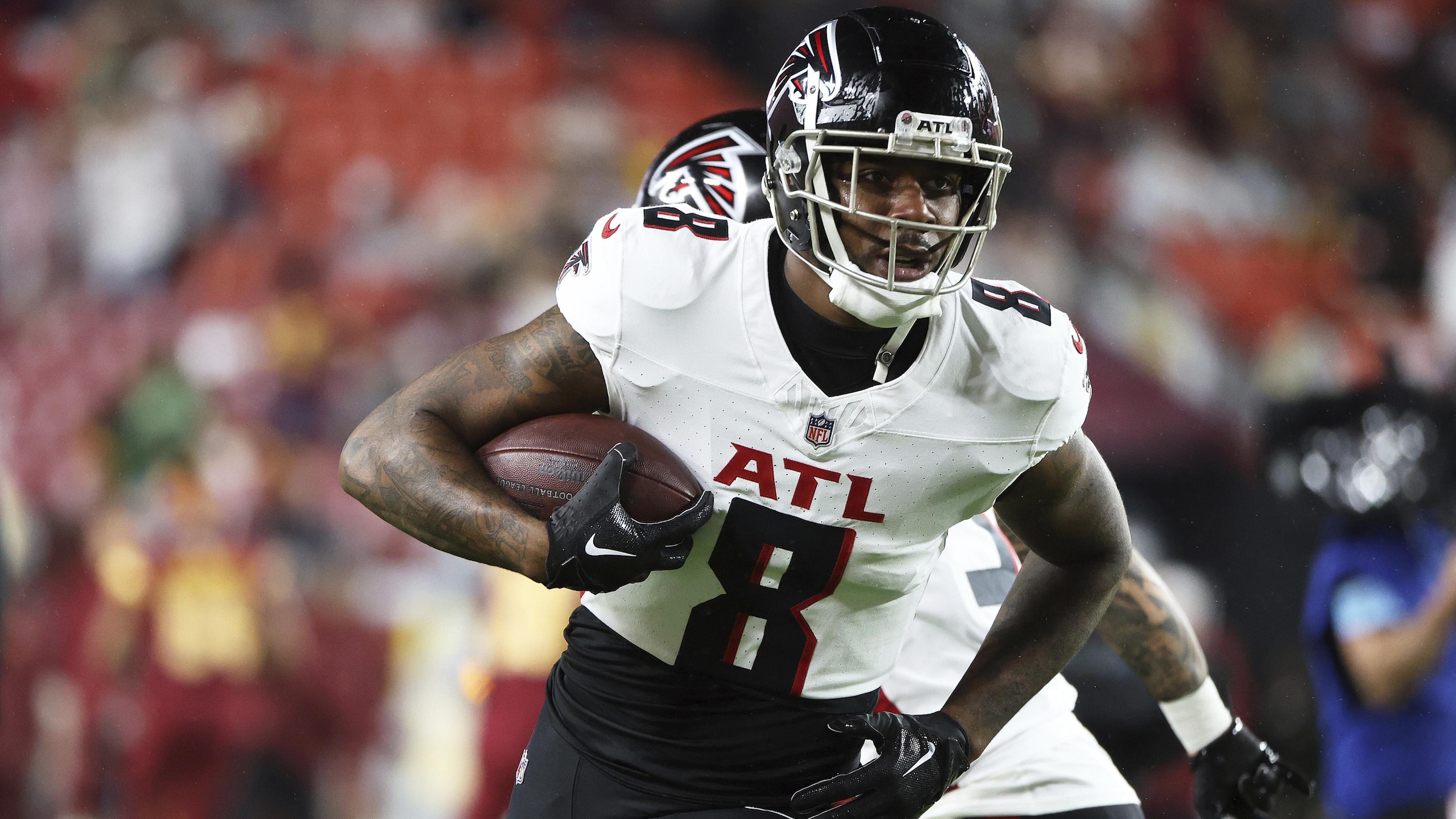Falcons Commanders Football
