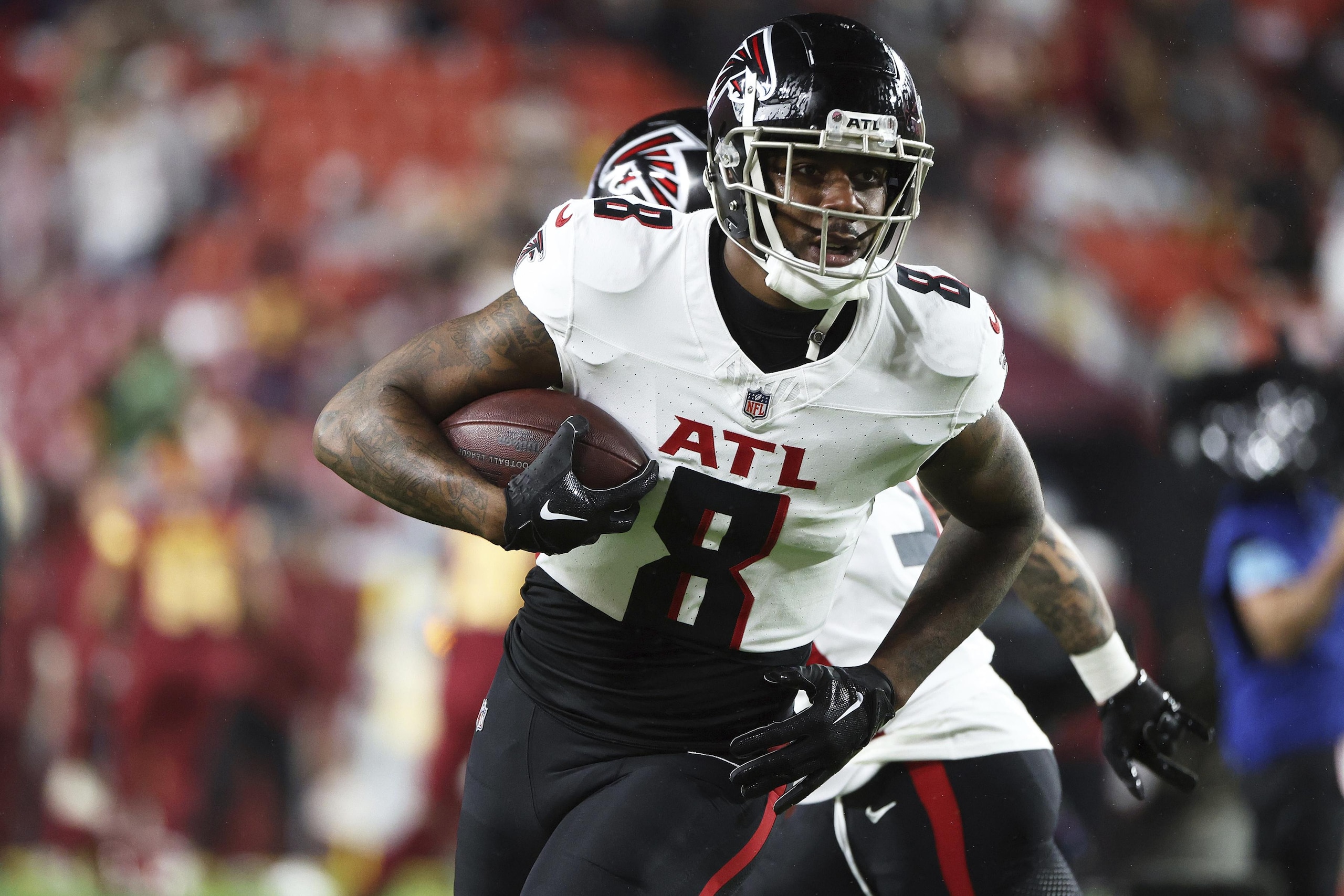 Falcons Commanders Football