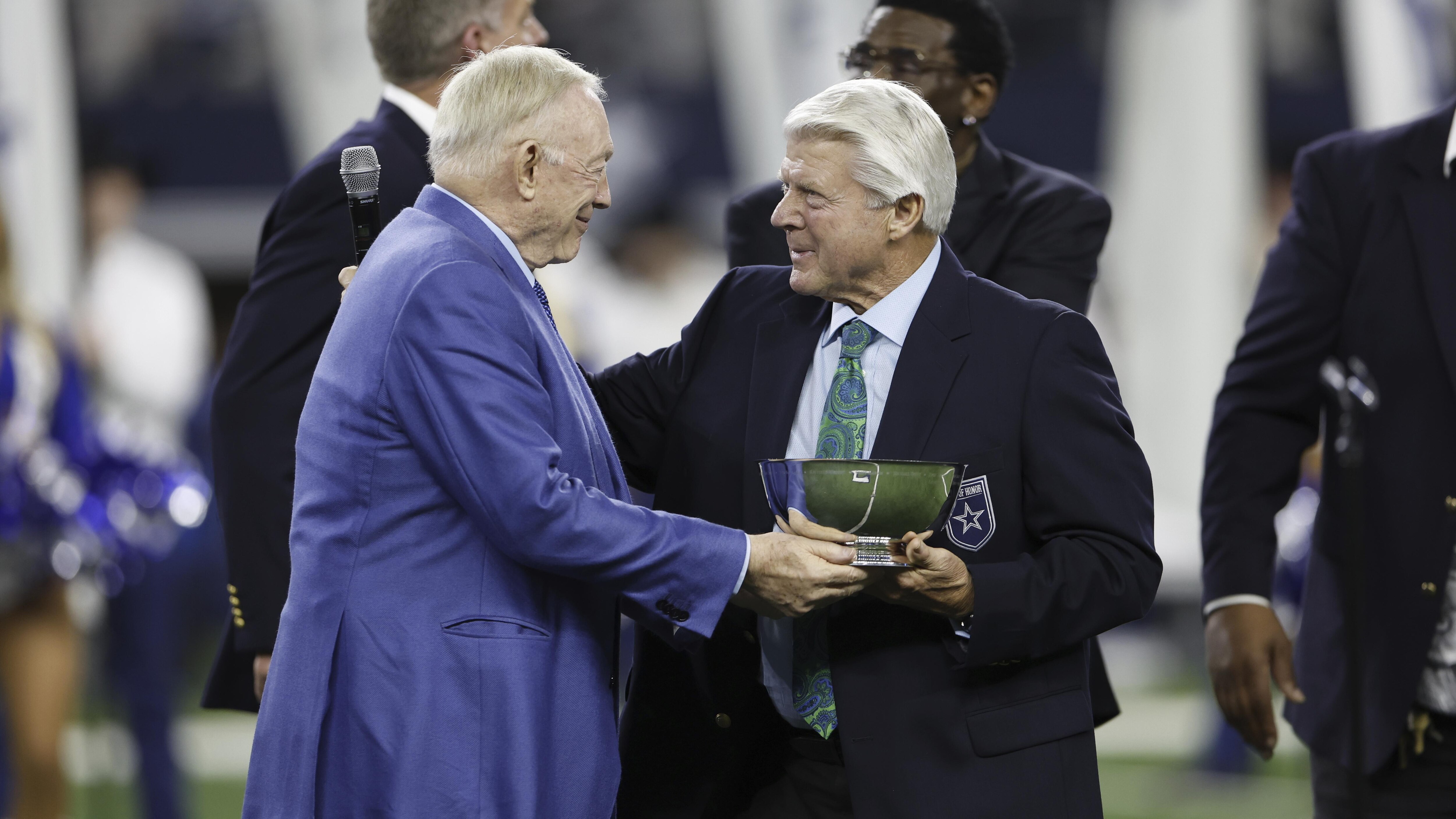 Jimmy Johnson Recalls Not Letting Cowboys Eat on Plane After a Loss in Netflix Video