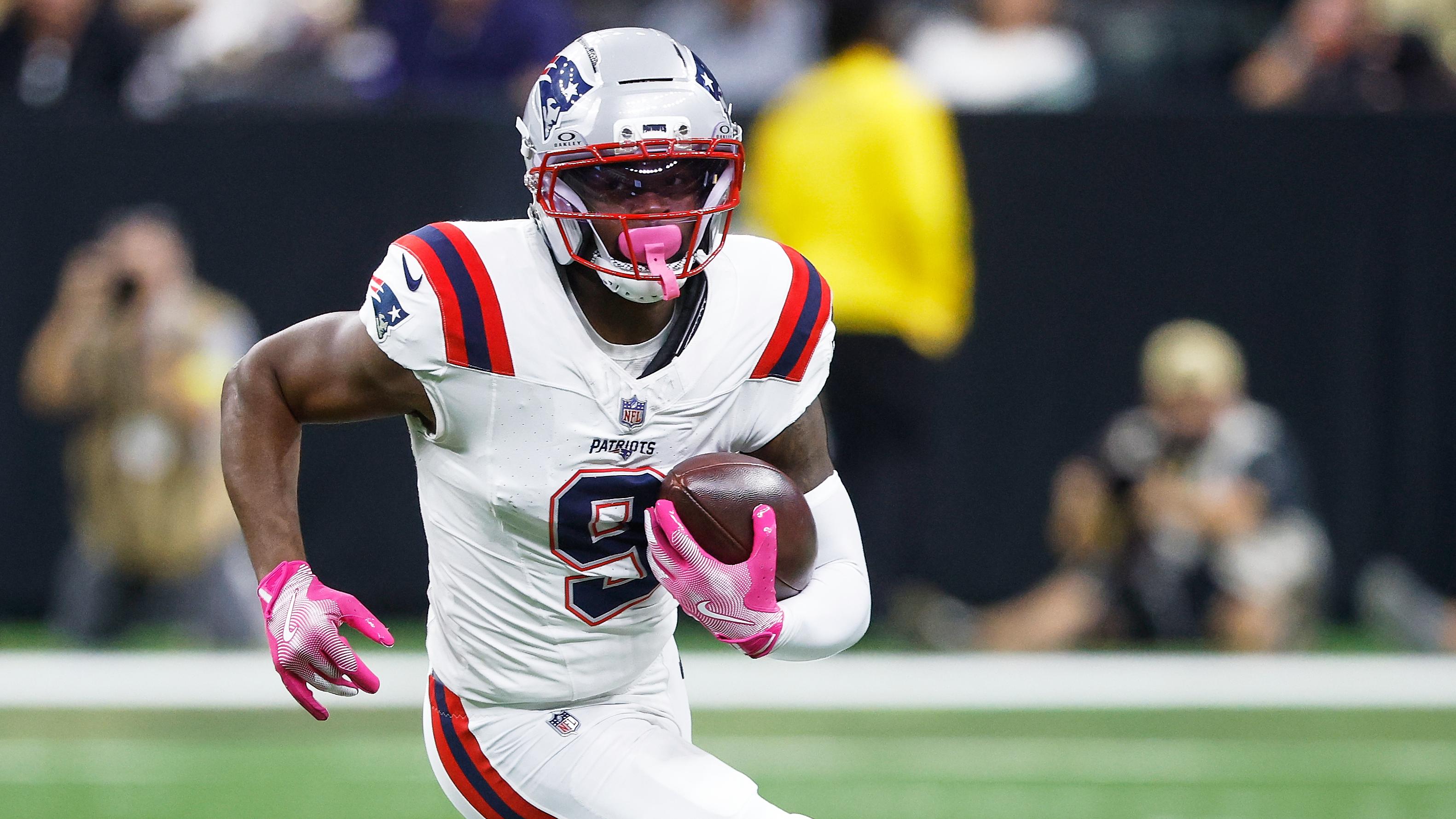 Patriots Saints Football