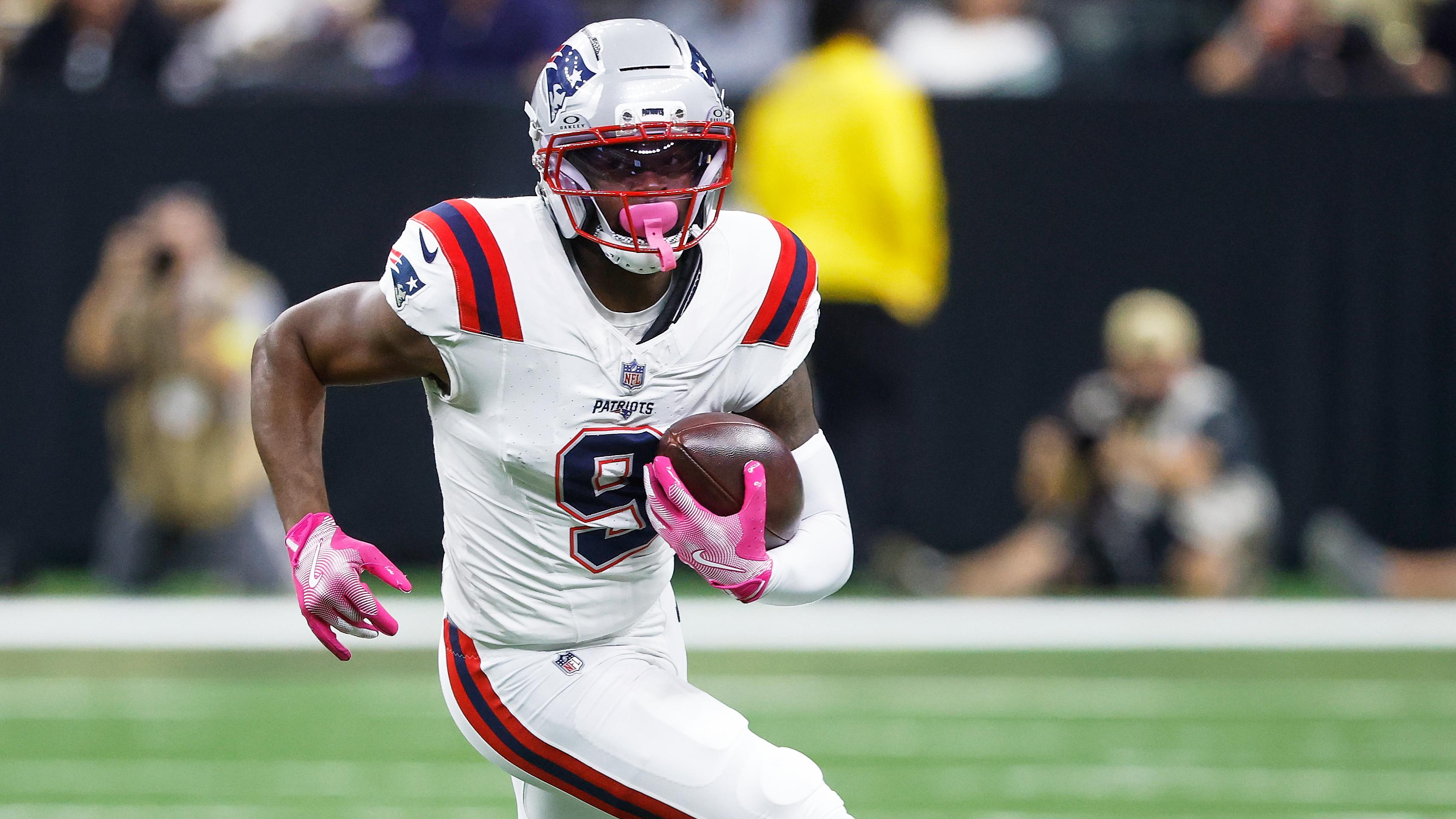 Patriots Saints Football