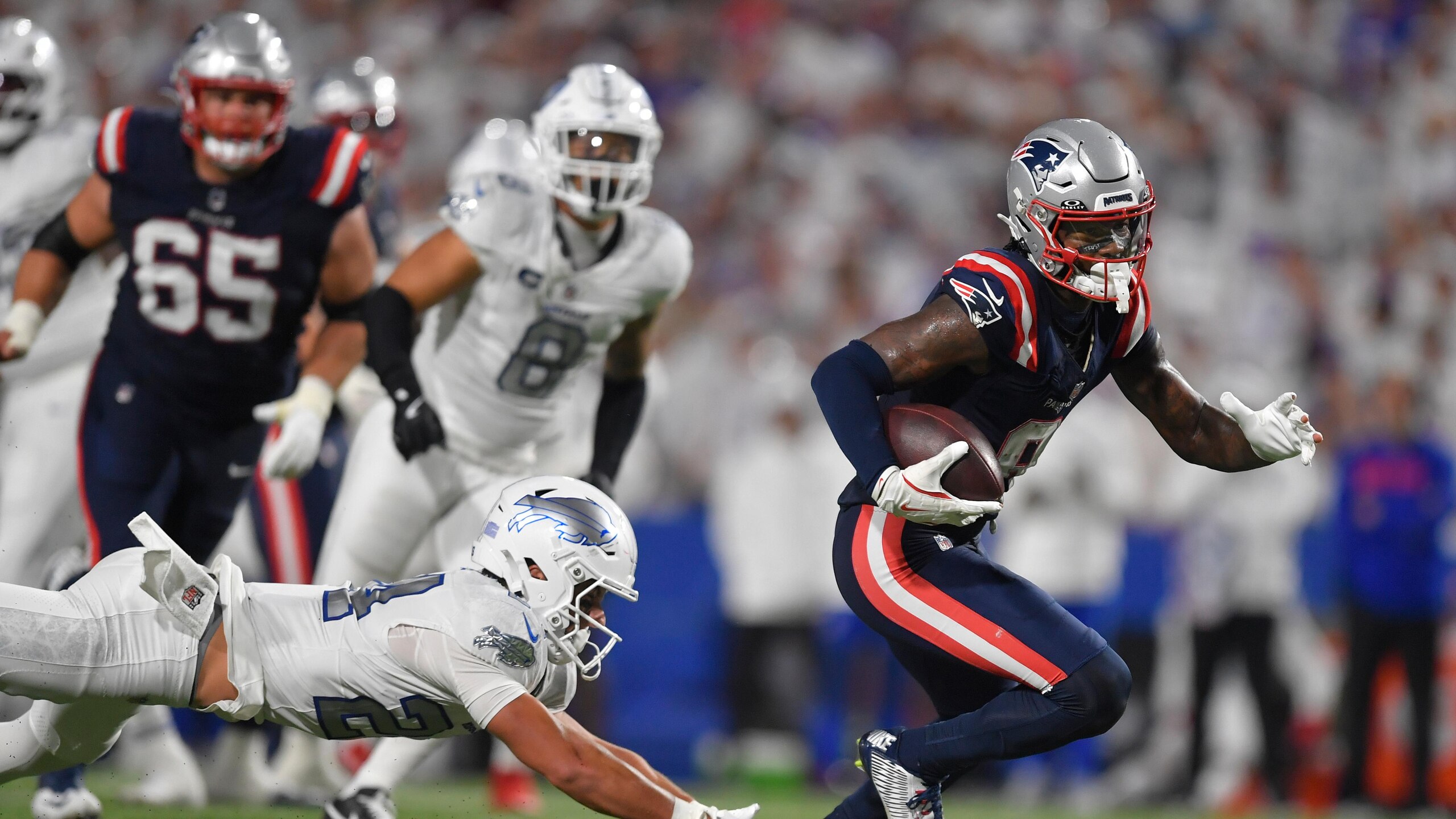 Patriots Bills Football