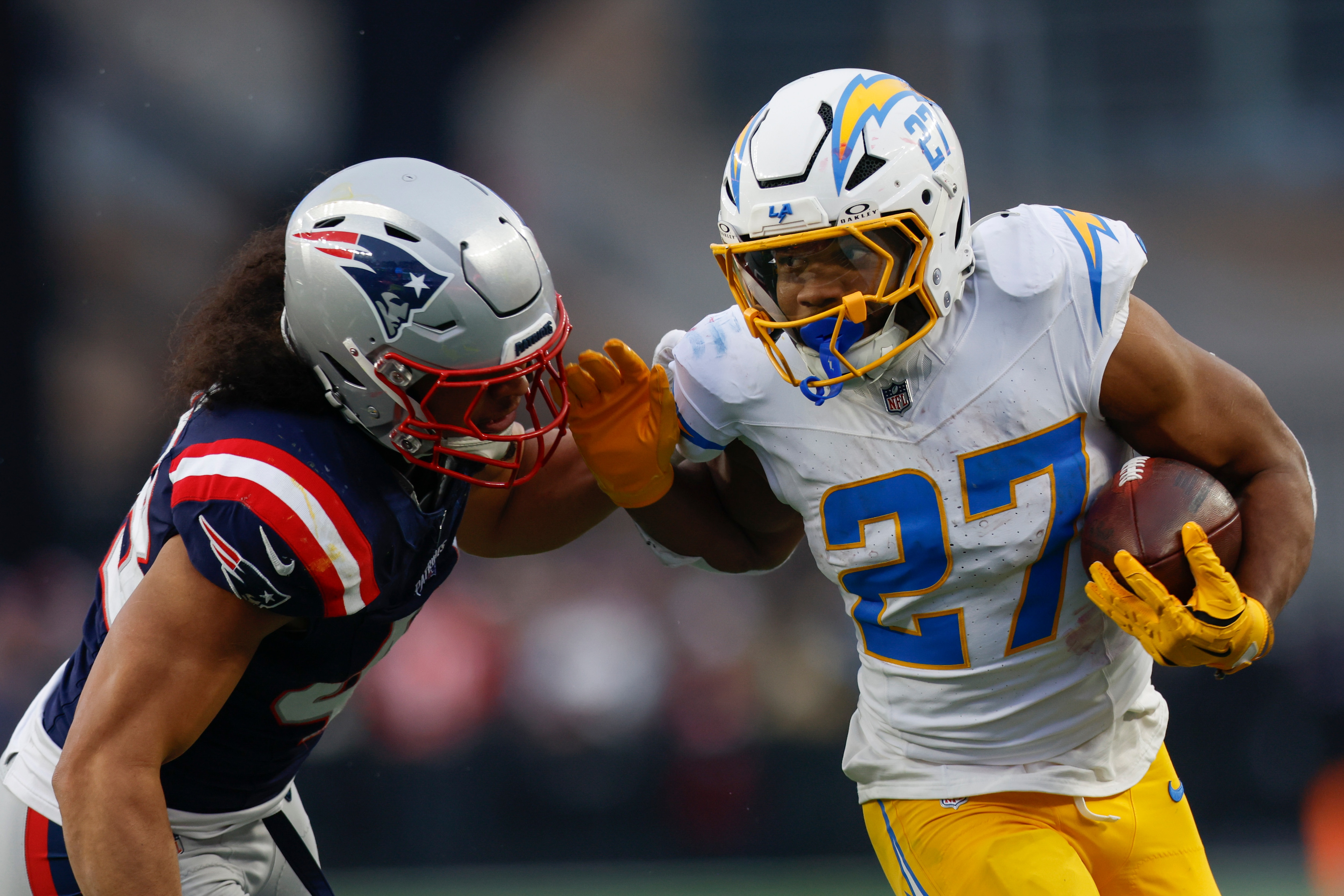 Chargers Patriots Football