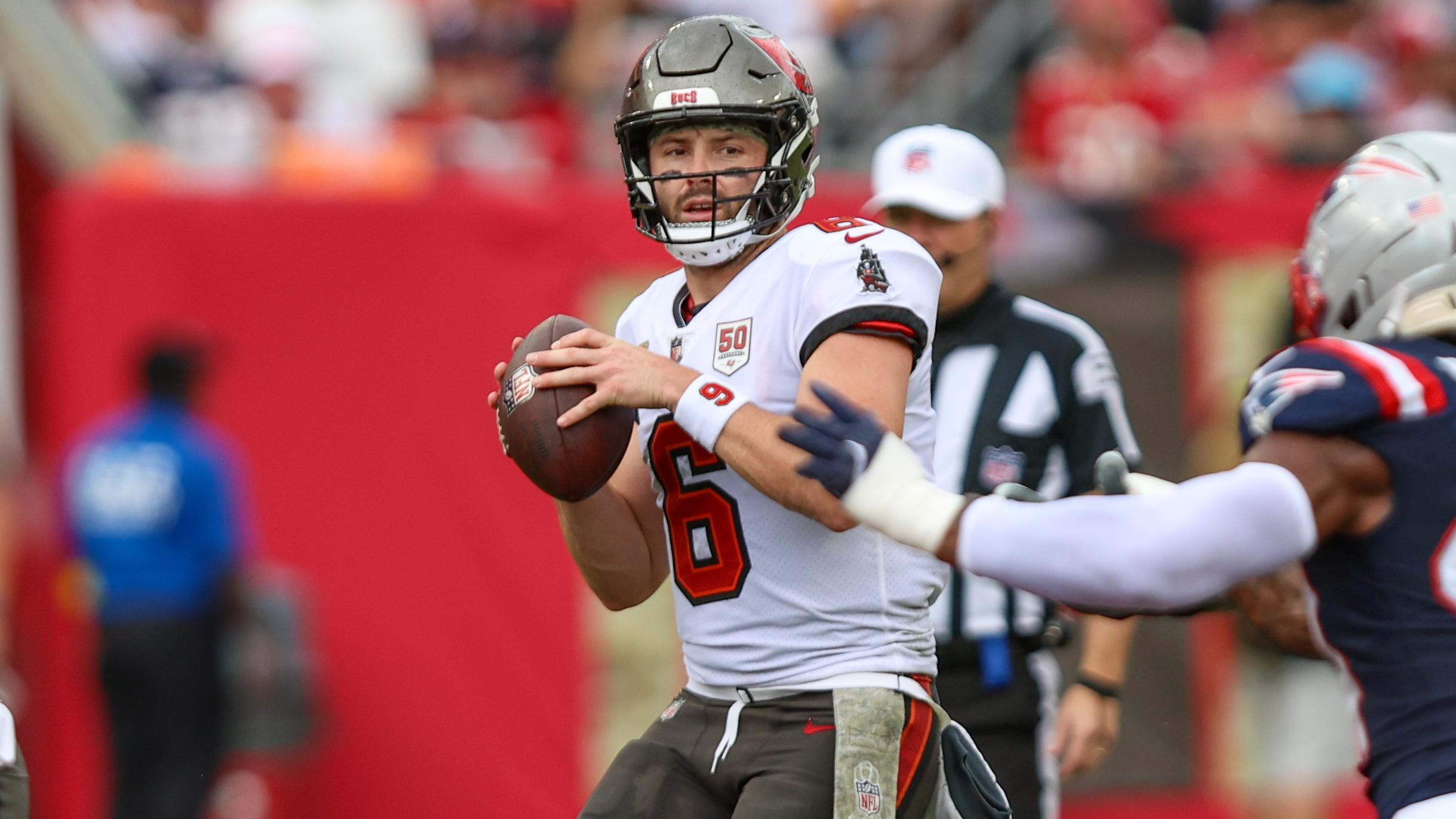 Patriots Buccaneers Football