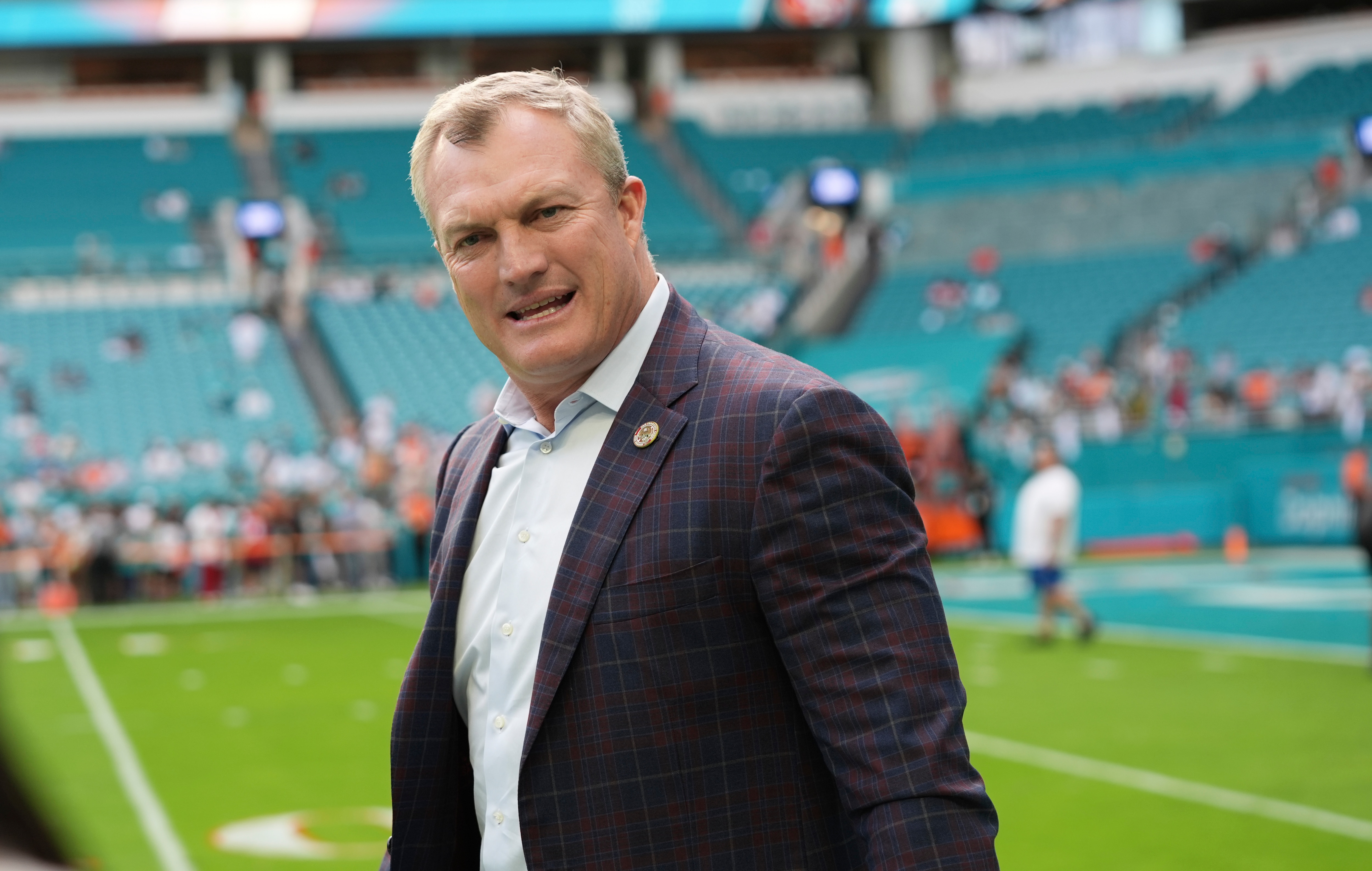 49ers Dolphins Football