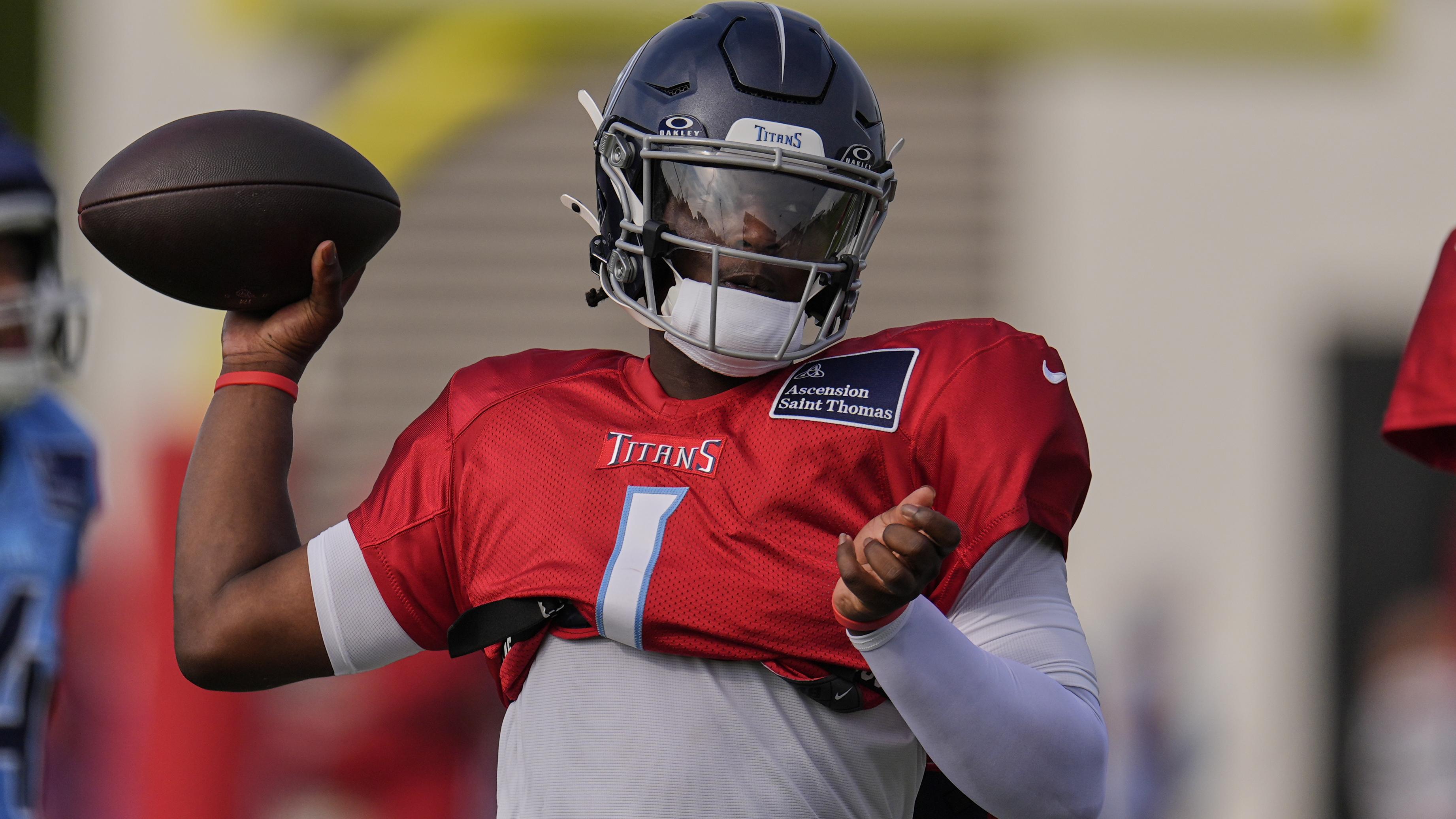 Titans Camp Football