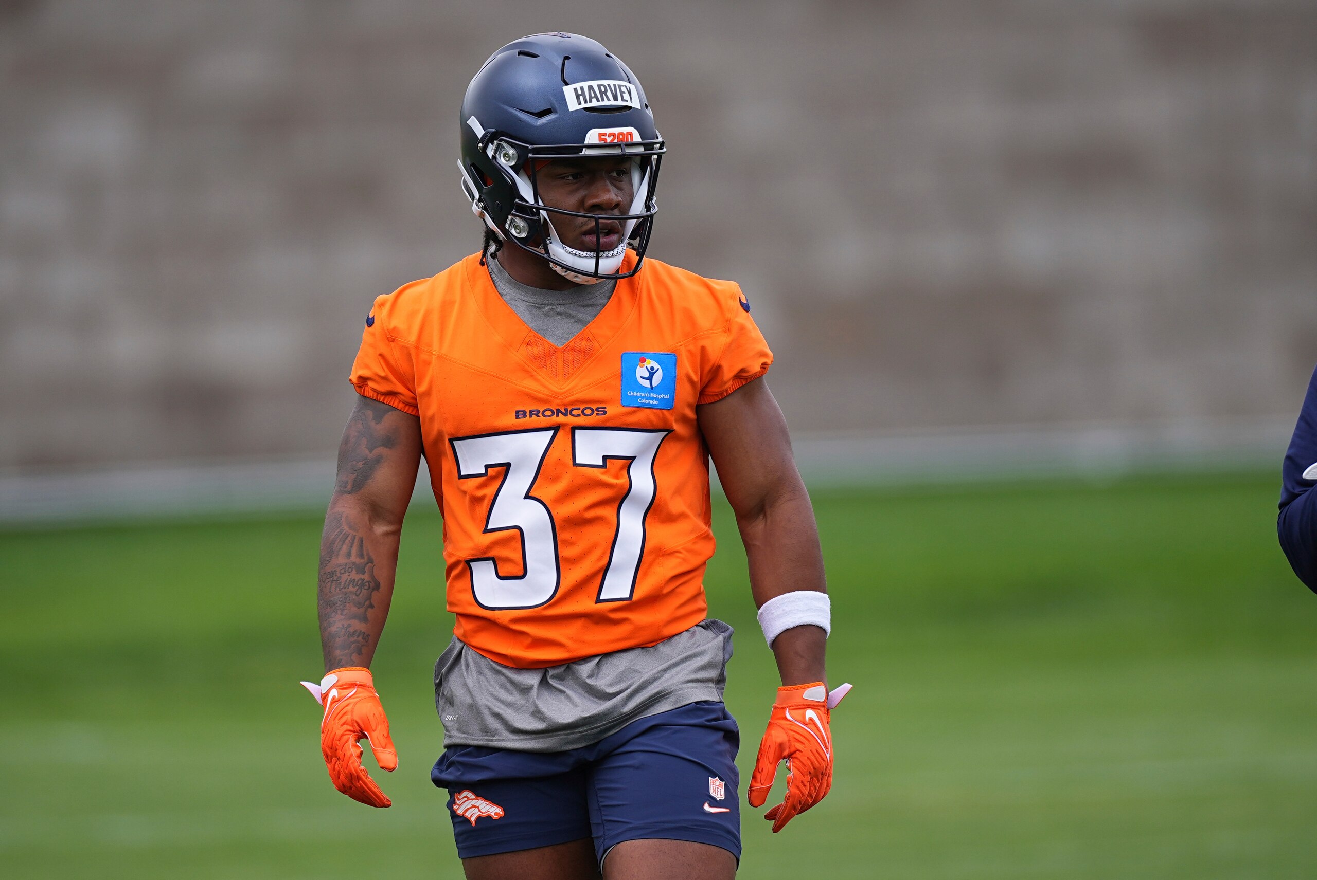 Broncos Football