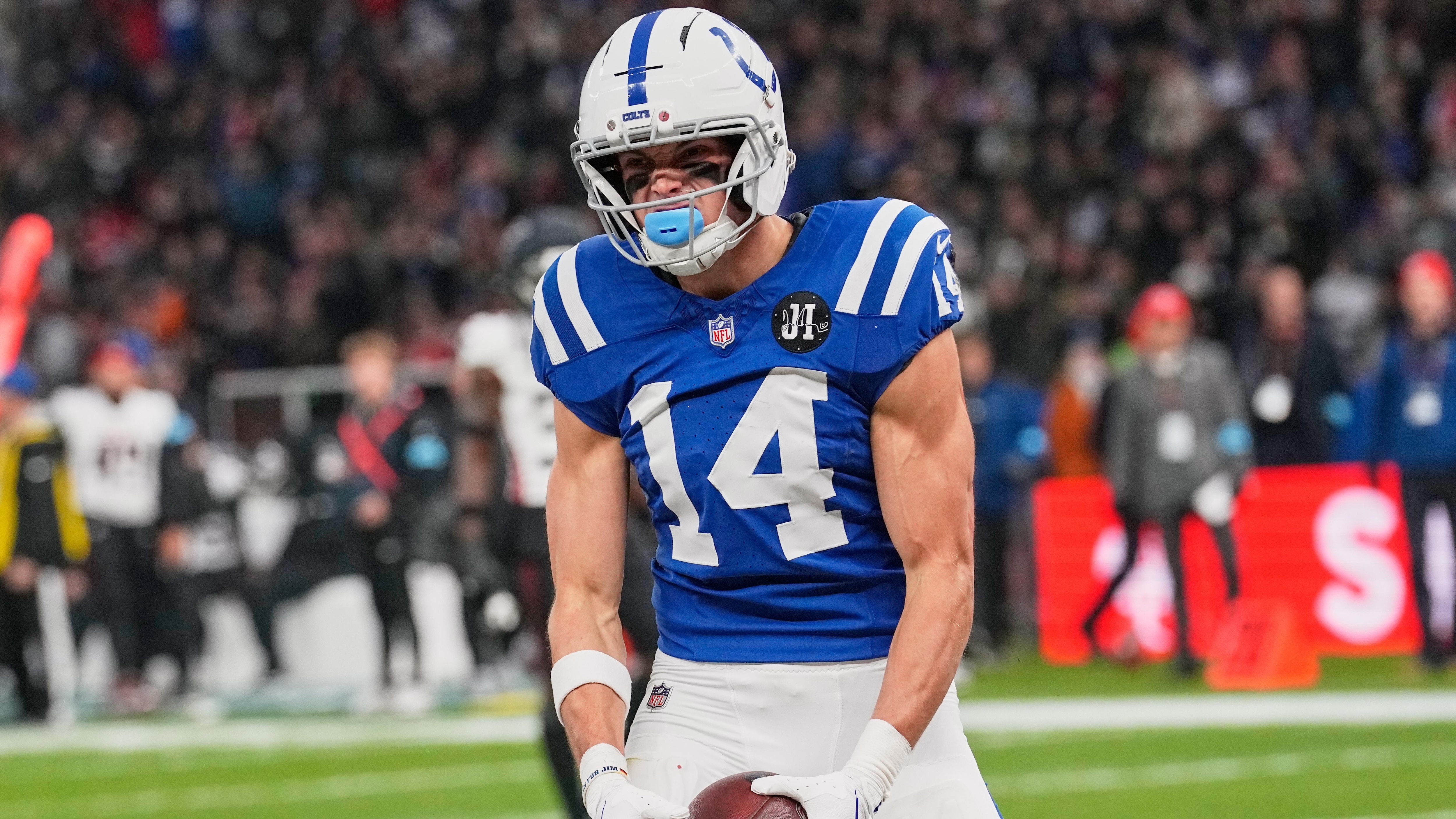 Falcons Colts Football