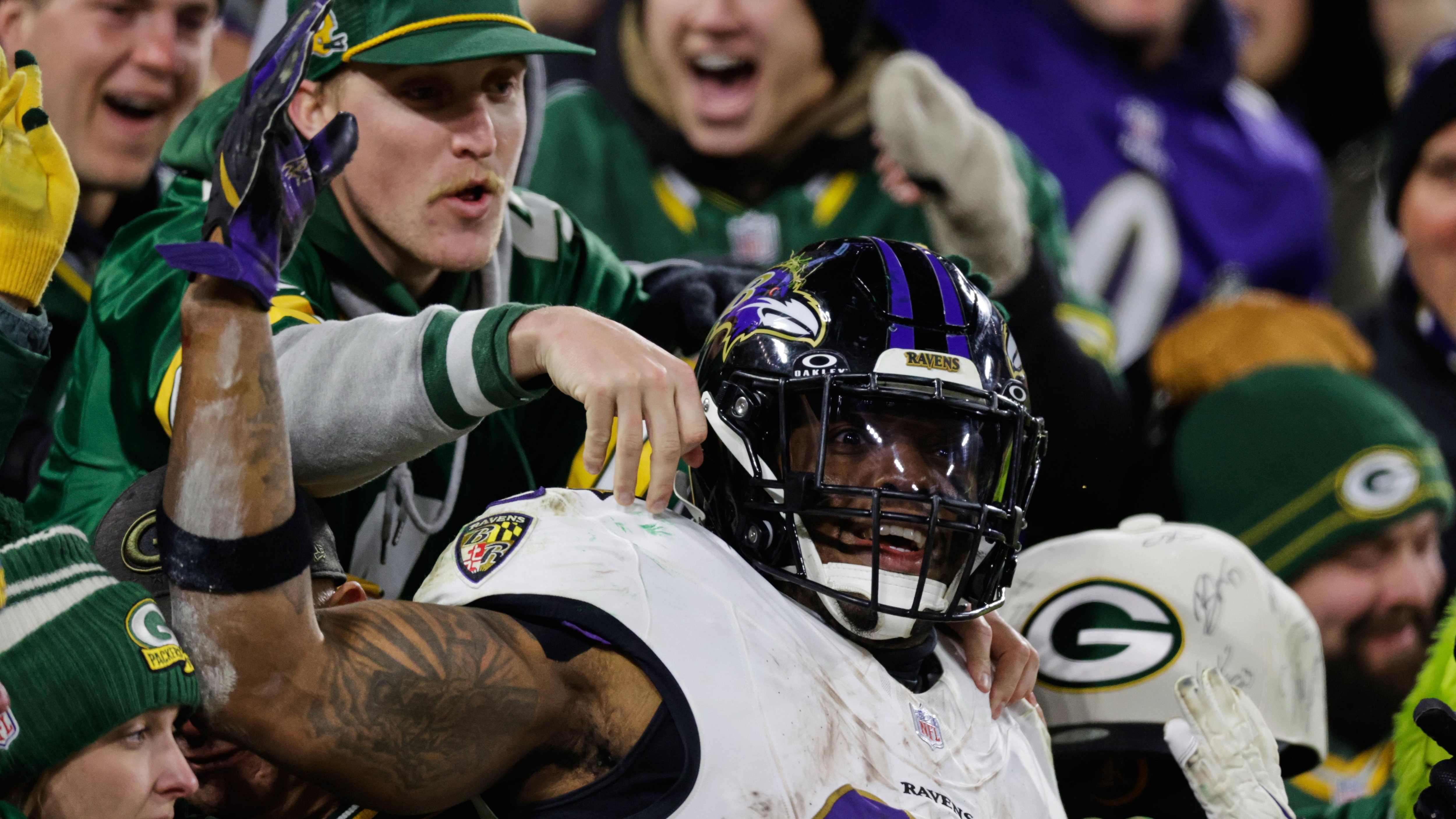 Ravens Packers Football