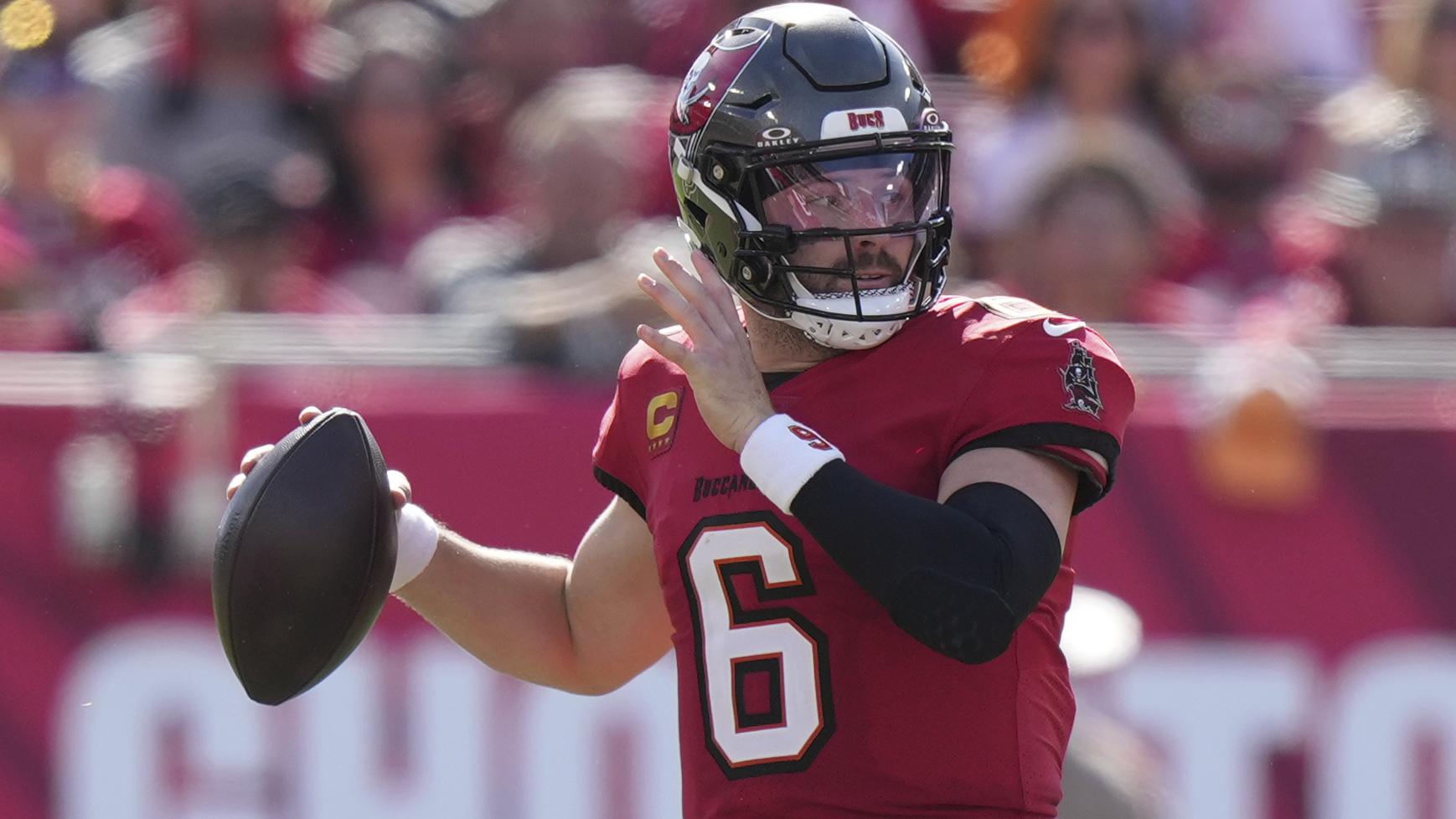 Saints Buccaneers Football