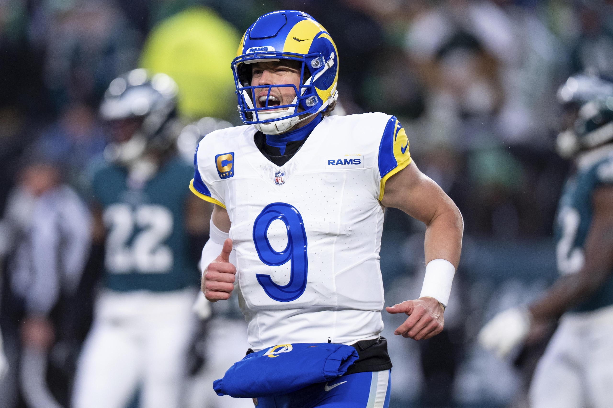 Rams Eagles Football
