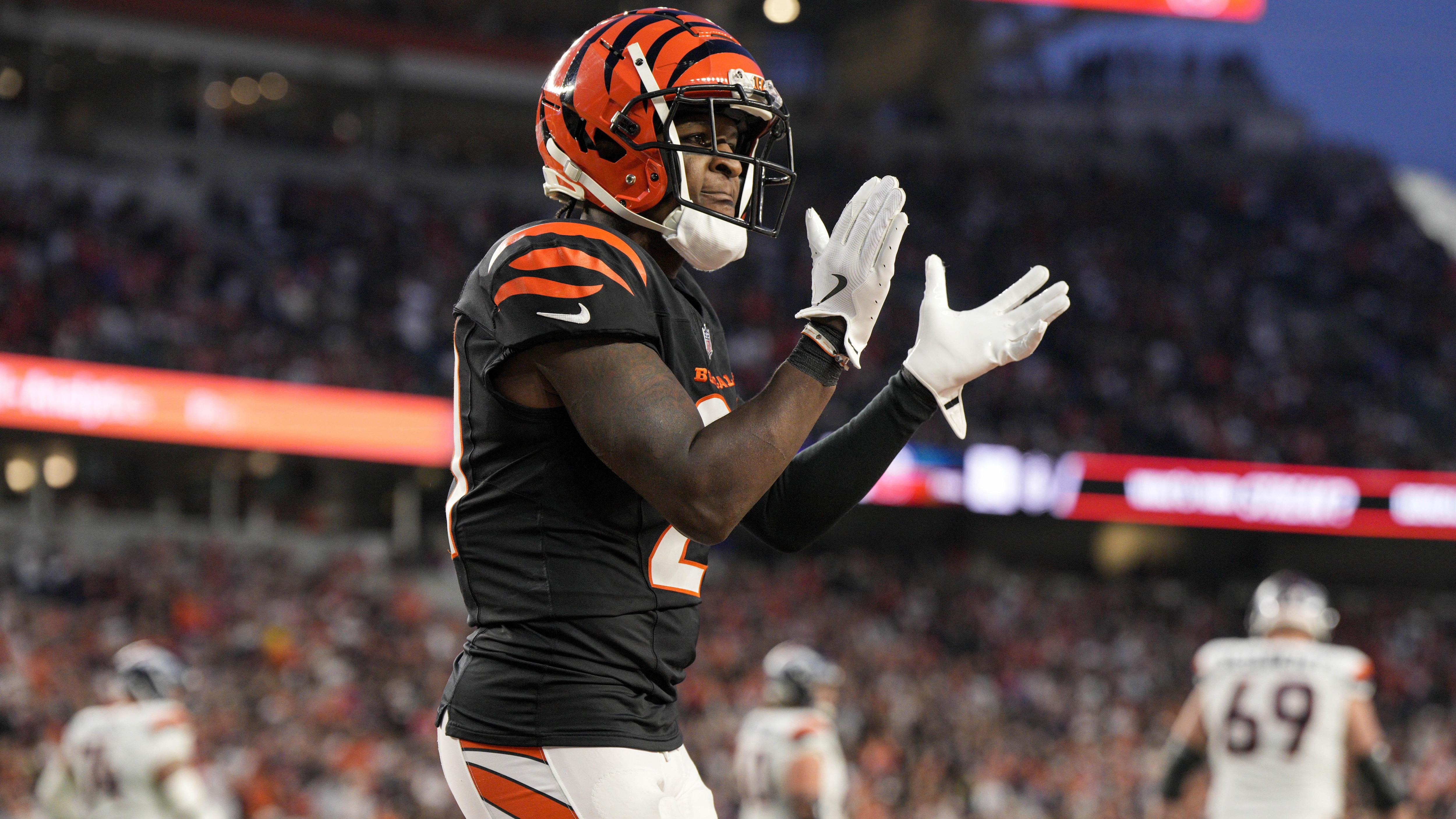 Broncos Bengals Football